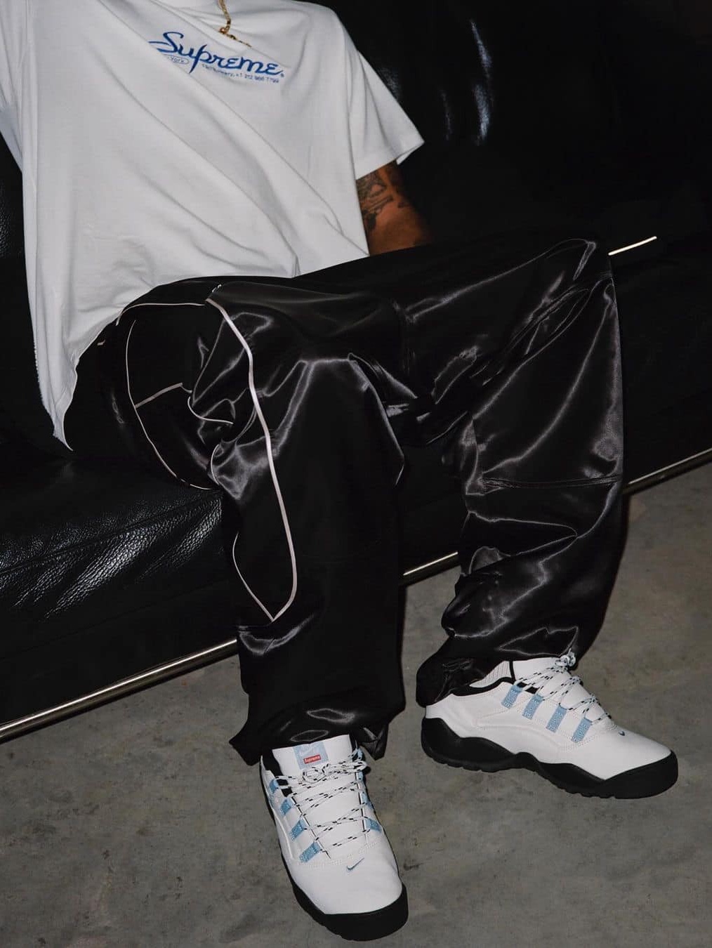 Nike x Supreme SB Darwin Low White, Nike x Supreme SB Darwin Low Green 착용 스타일 - 2