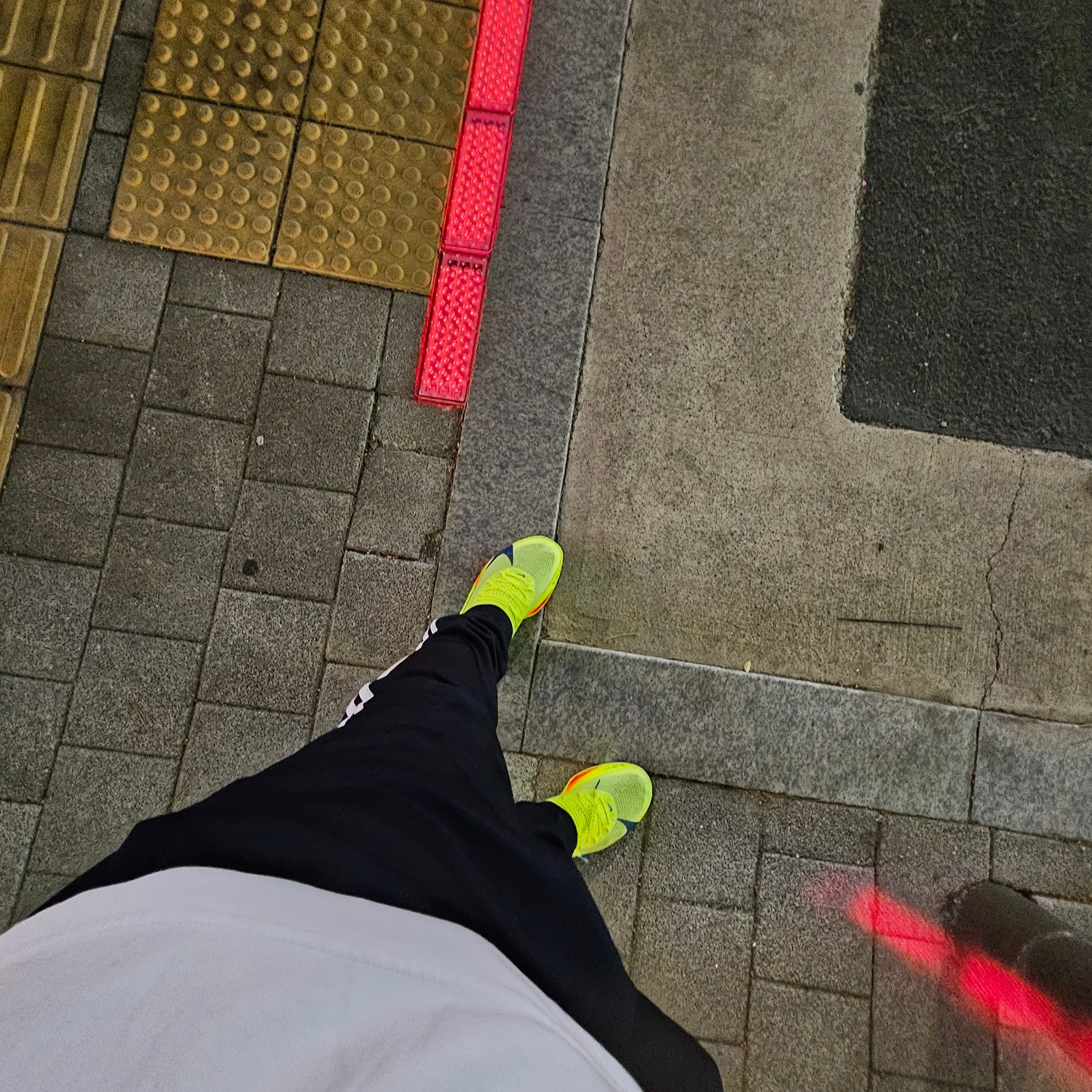 Nike Air Zoom Alphafly Next% 3 Volt 착용 스타일