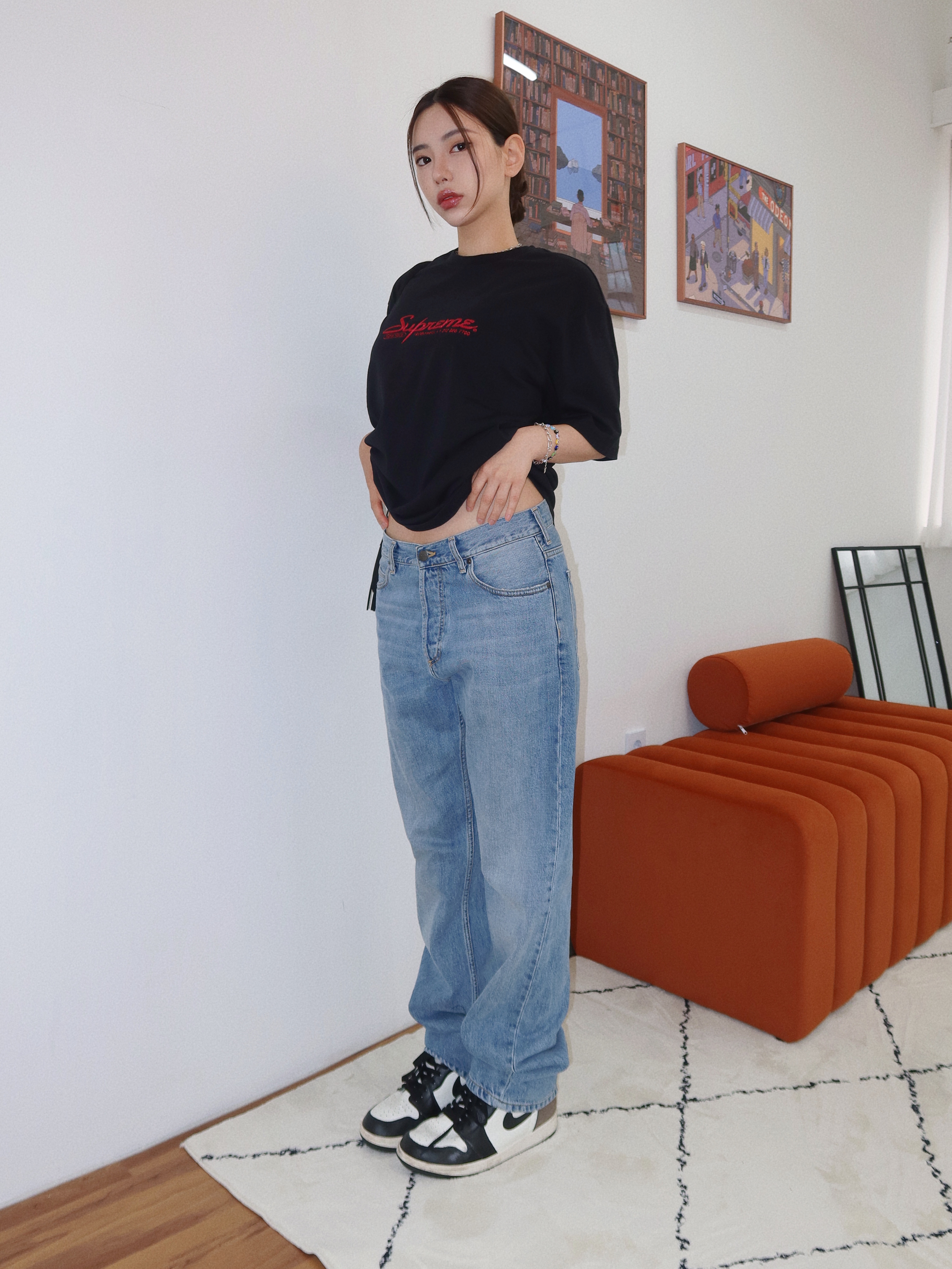 Carhartt WIP Maitland Denim Newel Pants Blue Light Used Wash, Jordan 1 Retro High OG Black Mocha 착용 스타일