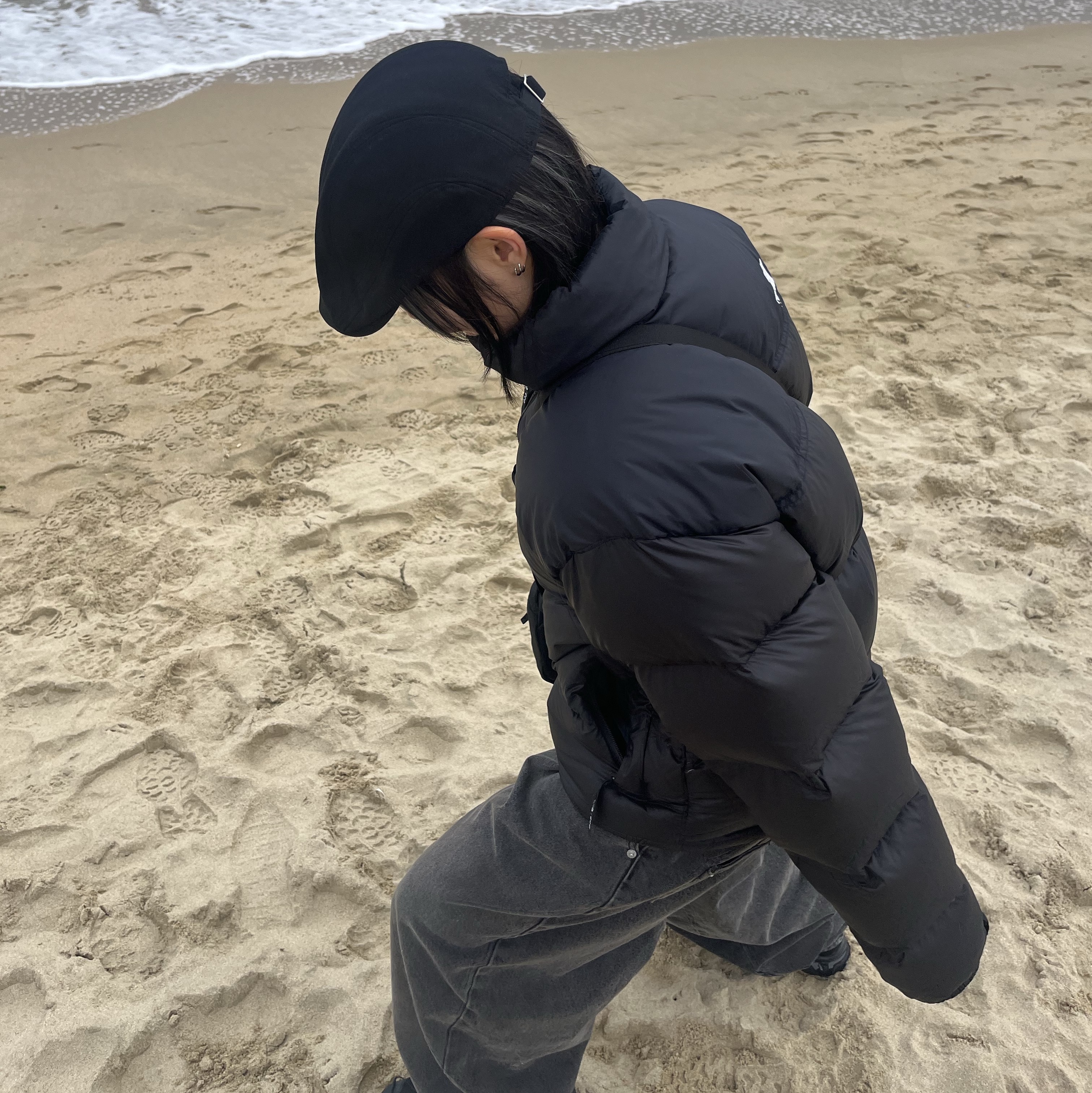 Salomon XT-6 ADV Black, The North Face 1996 Eco Nuptse Jacket Black 착용 스타일 - 2