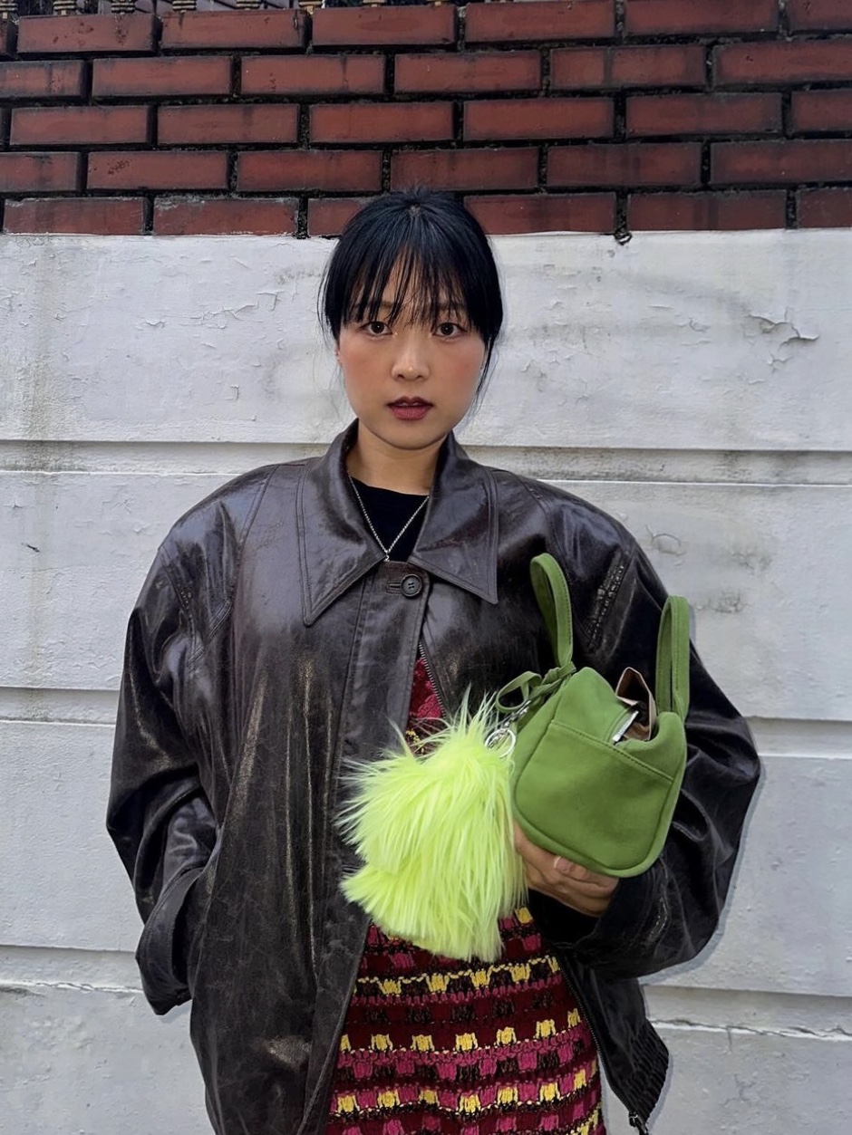 Lelbobrown Little Keyring YellowGreen Baraba, Lelbobrown Little Keyring Hot Pink Baraba 착용 스타일