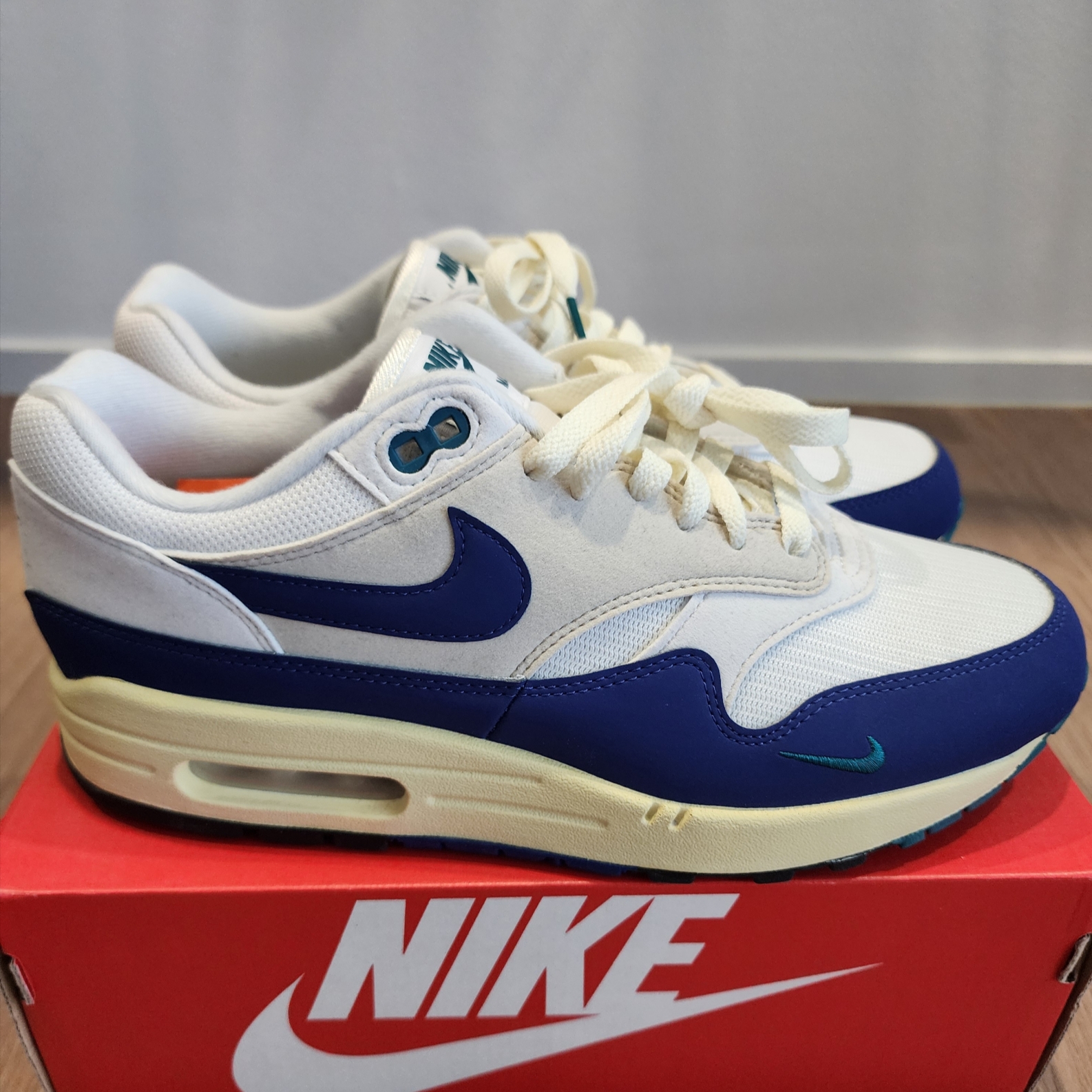 Nike Air Max 1 Athletic Department Midnight Navy 착용 스타일 - 2