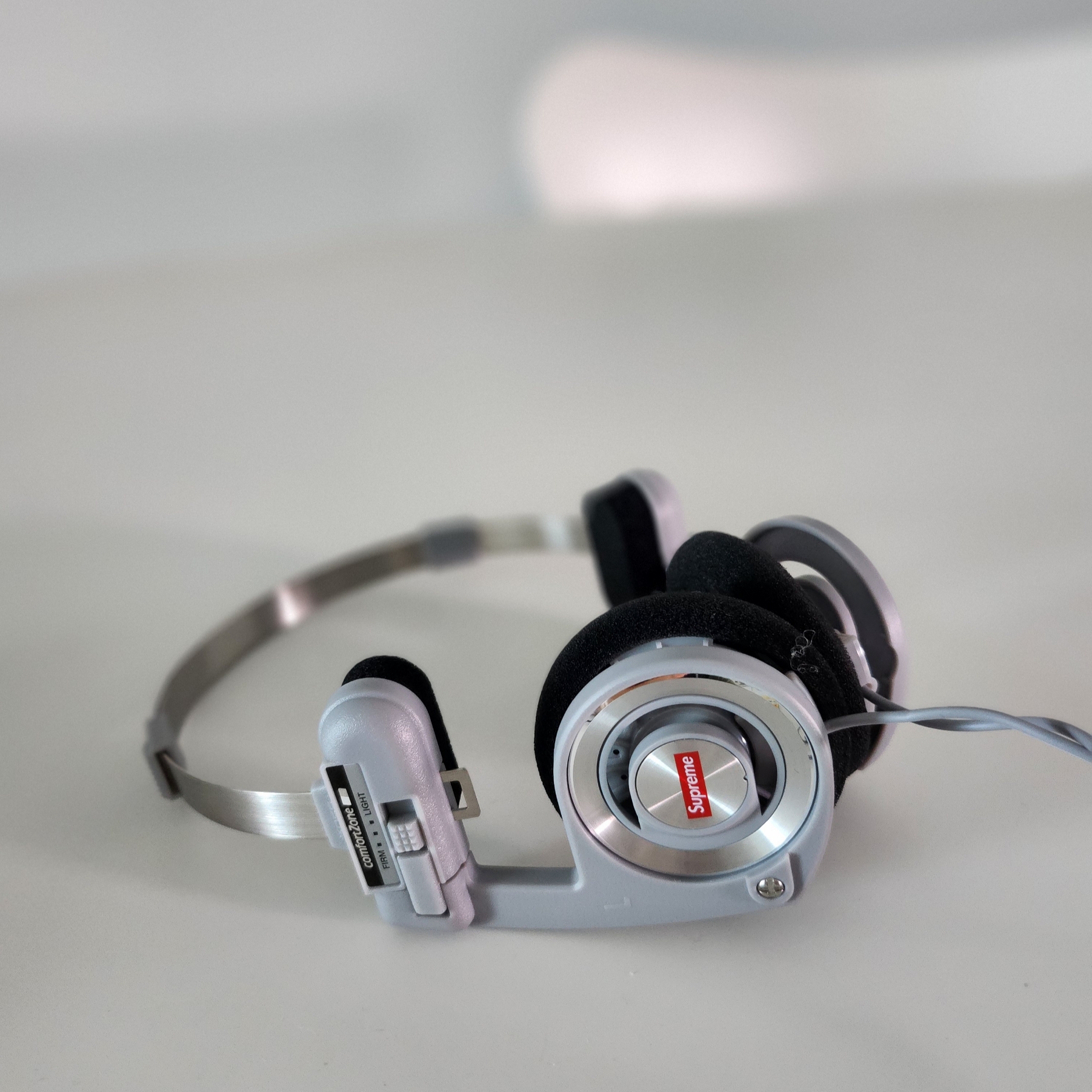 Supreme x Koss Portapro Headphones Silver - 23FW 착용 스타일