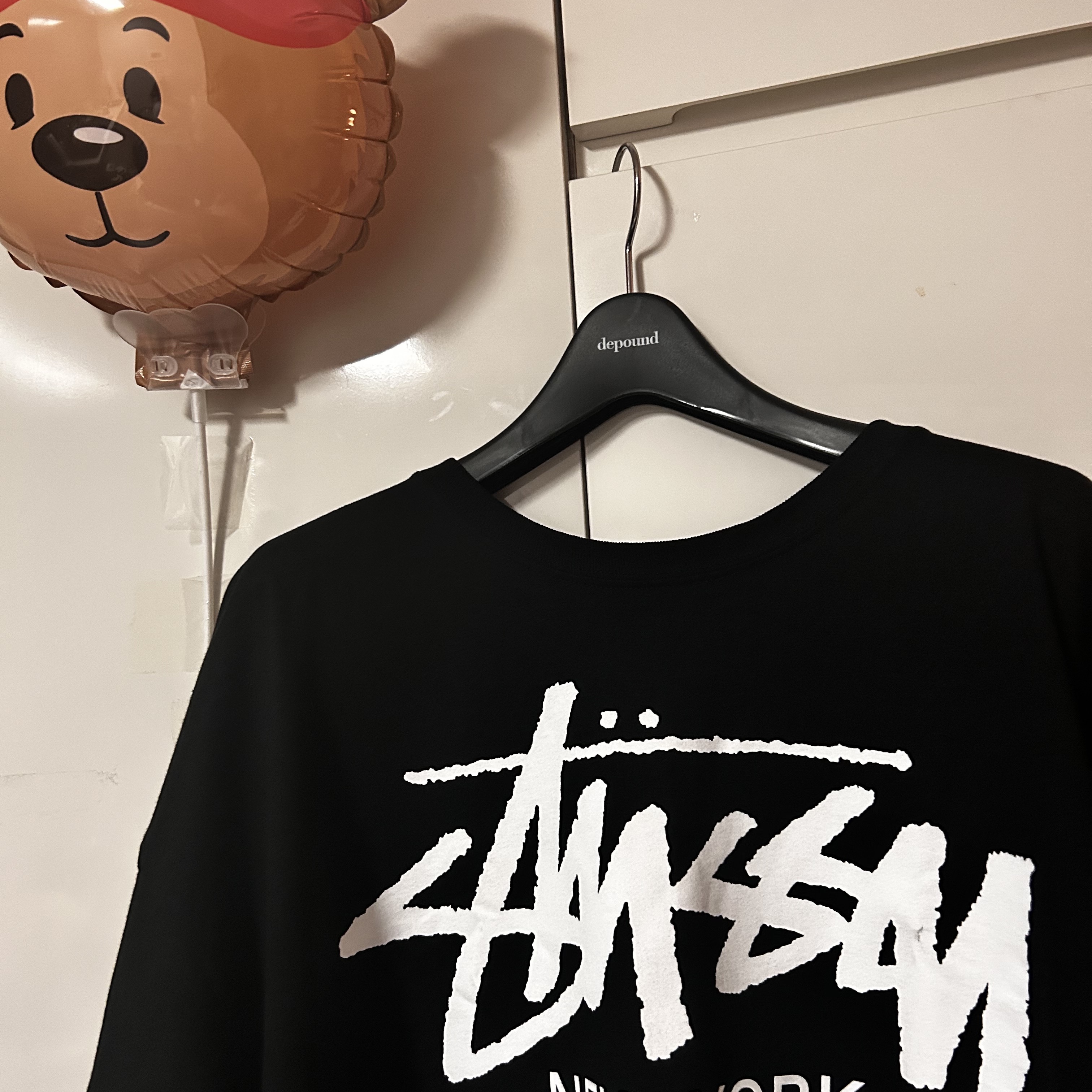 Stussy World Tour T-Shirt Black 착용 스타일 - 1