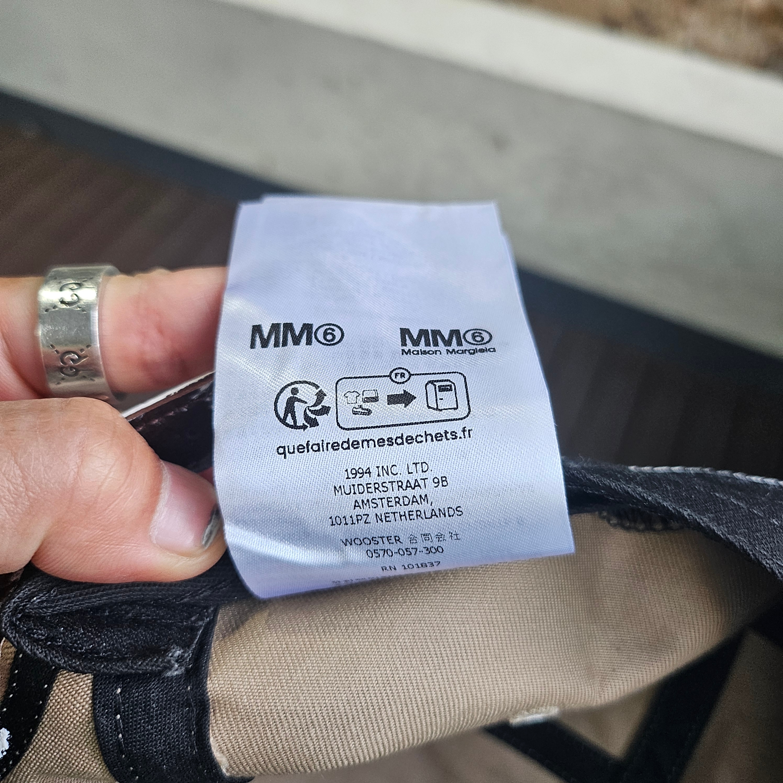 Supreme x MM6 Maison Margiela Painted Camp Cap White - 24SS, Oakley Eye Jacket Redux Matte Black Frame Prizm Grey Lenses High Bridge Fit 착용 스타일 - 6