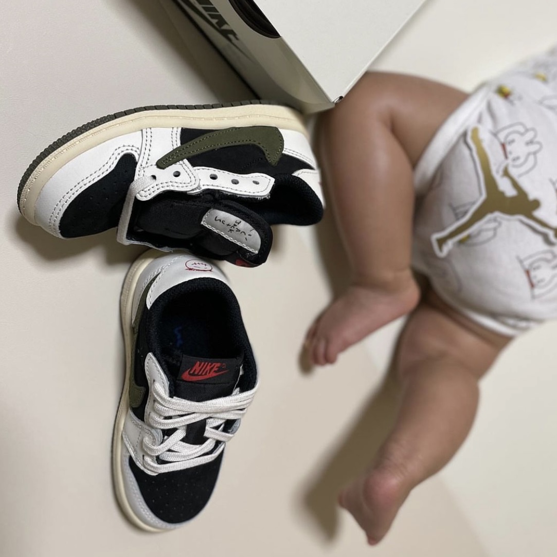(TD) Jordan 1 x Travis Scott Retro Low OG SP Medium Olive 착용 스타일