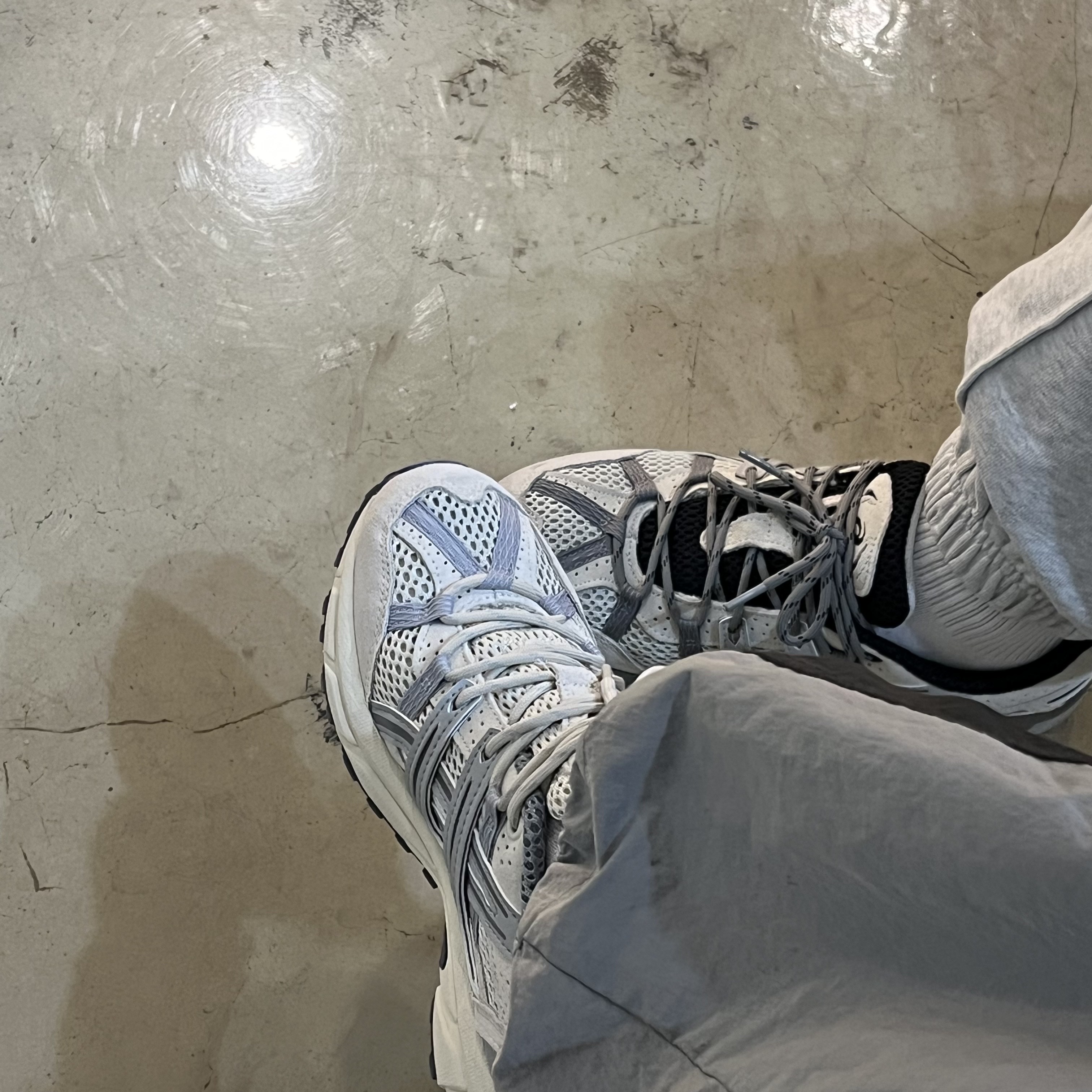 Asics Gel-Sonoma 15-50 Smoke Mid Grey - Folder Exclusive 착용 스타일