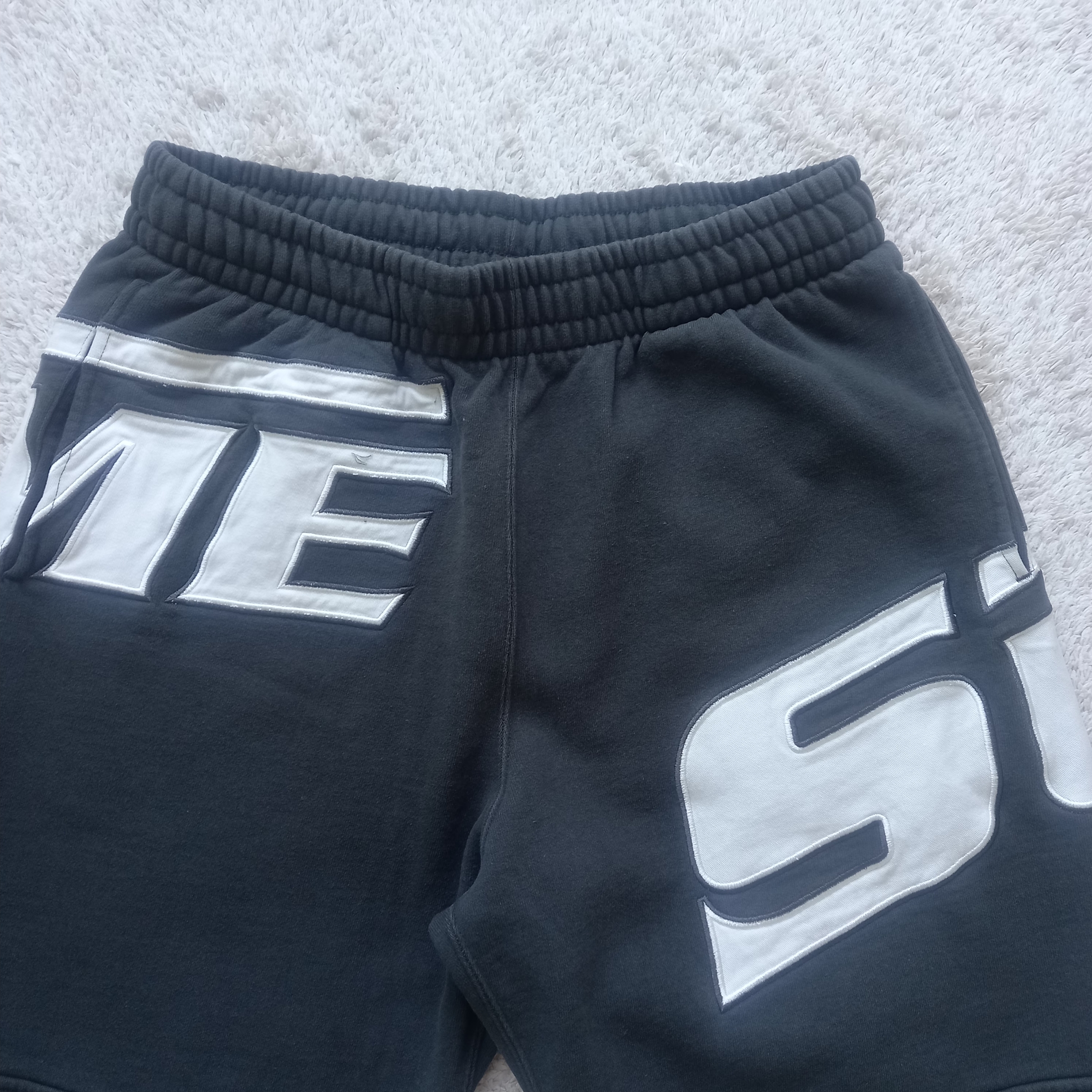 Supreme Wrapped Sweatpant Washed Black - 24SS 착용 스타일 - 2