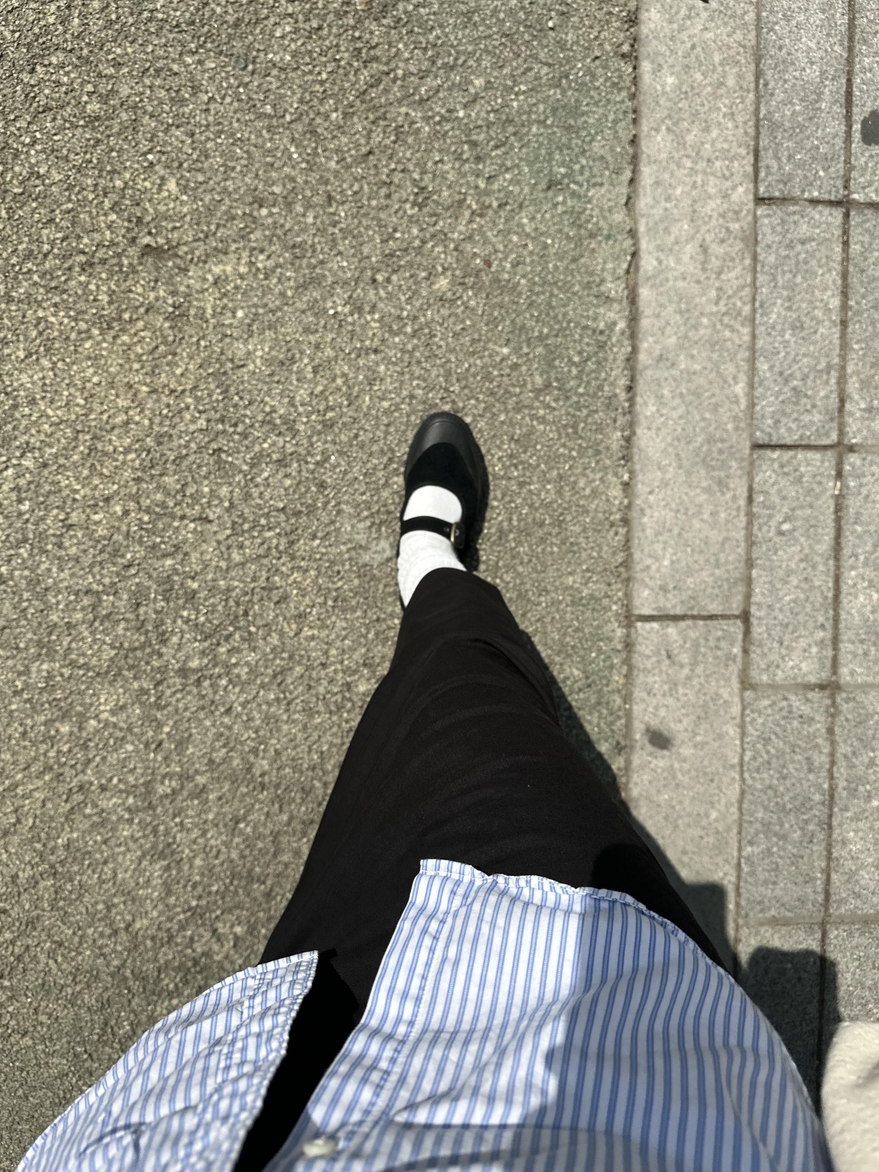 Vans Mary Jane Black LX Creep Black 착용 스타일 - 2
