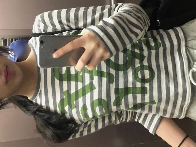 [KREAM 단독] Safarispot Women 1/2 Ticketing Stripe Border Tee Gray, [KREAM 단독] Safarispot Women 1/2 Ticketing Stripe Border Tee Black 착용 스타일