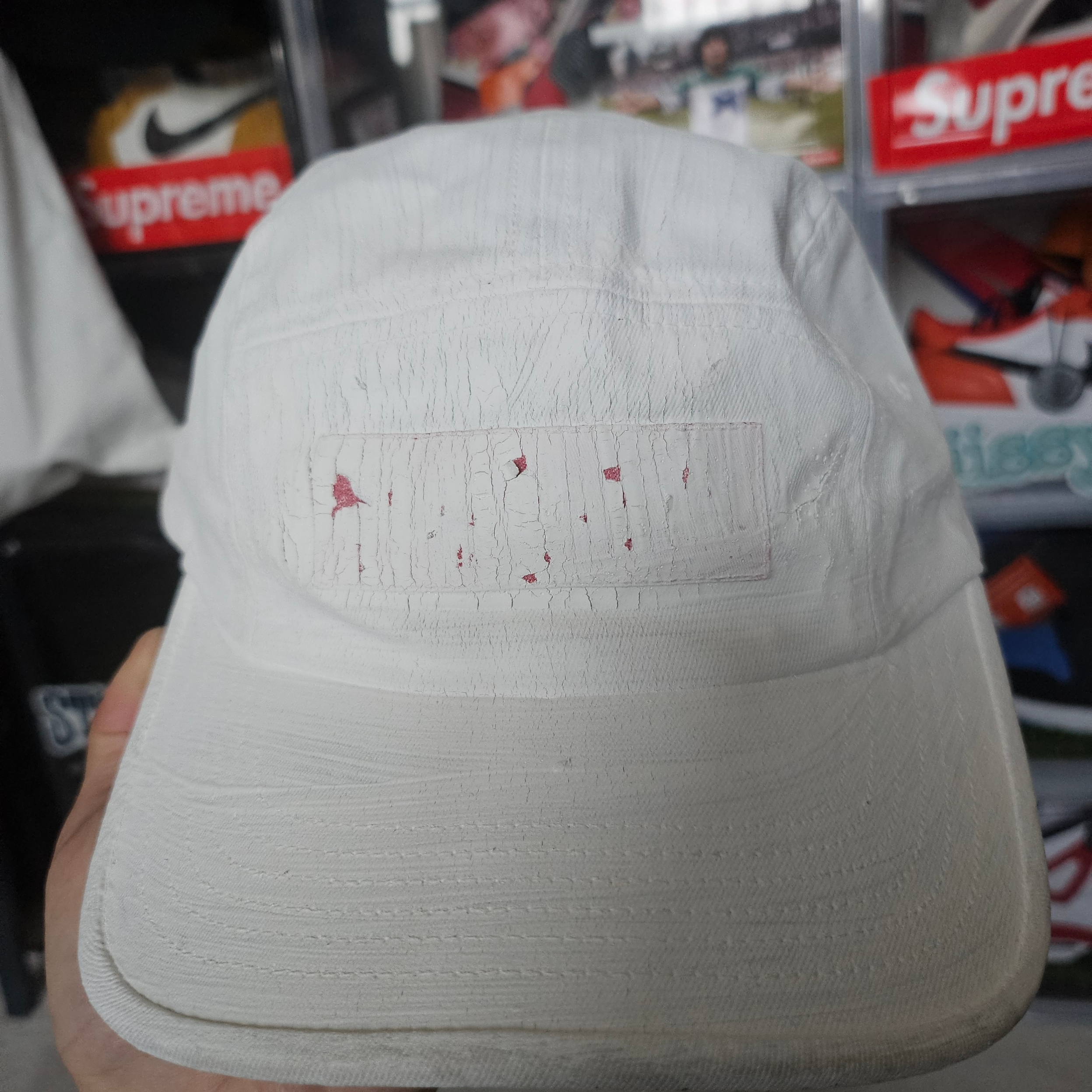 Supreme x MM6 Maison Margiela Painted Camp Cap White - 24SS, Oakley Eye Jacket Redux Matte Black Frame Prizm Grey Lenses High Bridge Fit 착용 스타일 - 1