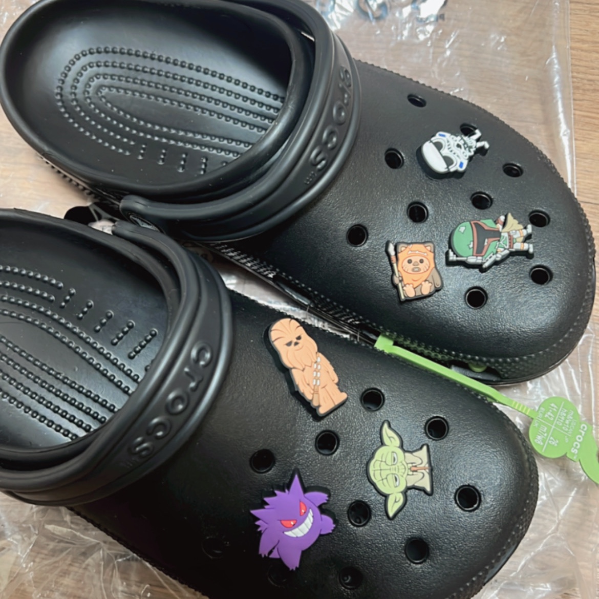 Crocs Classic Clog Black 착용 스타일