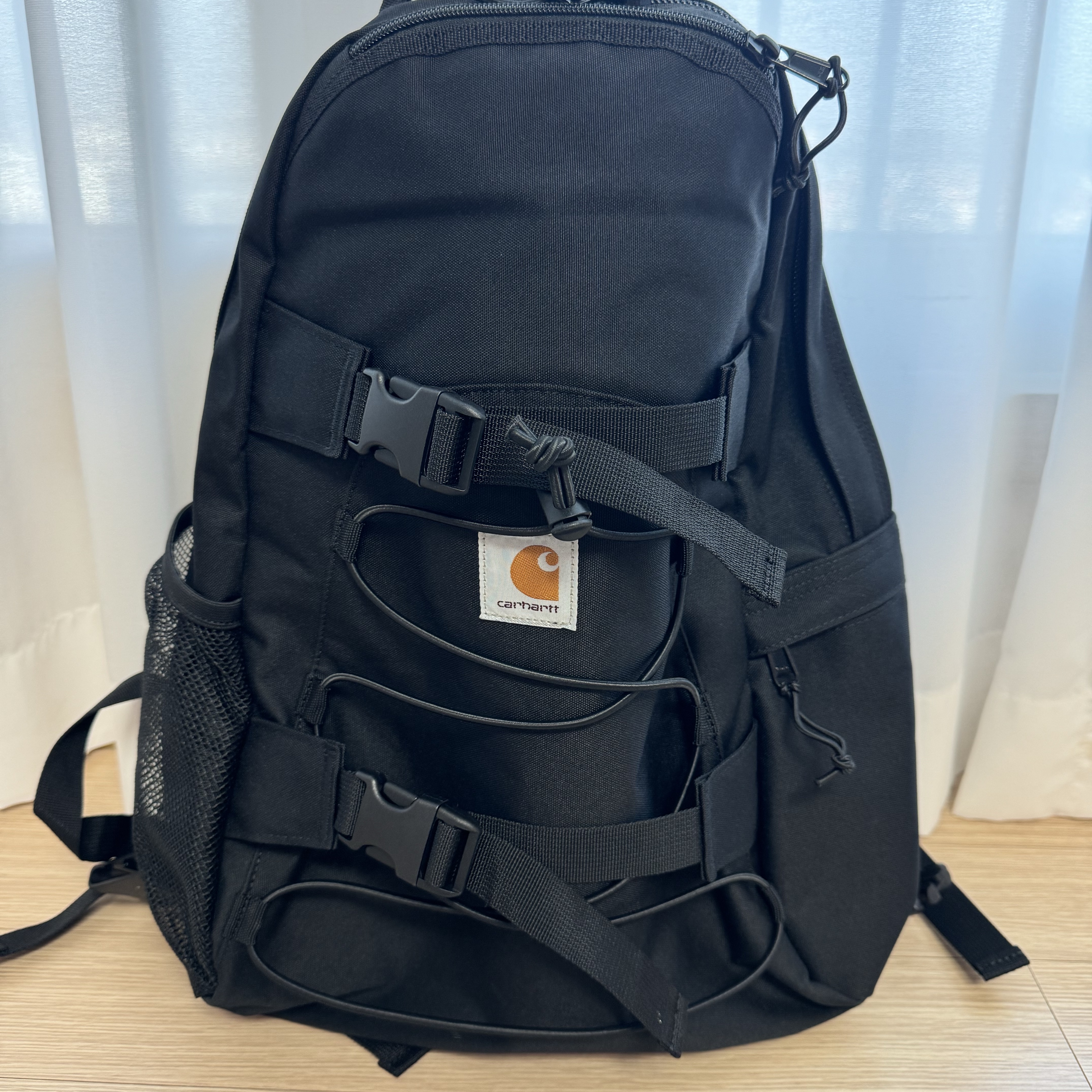 Carhartt WIP Kickflip Backpack Black 착용 스타일