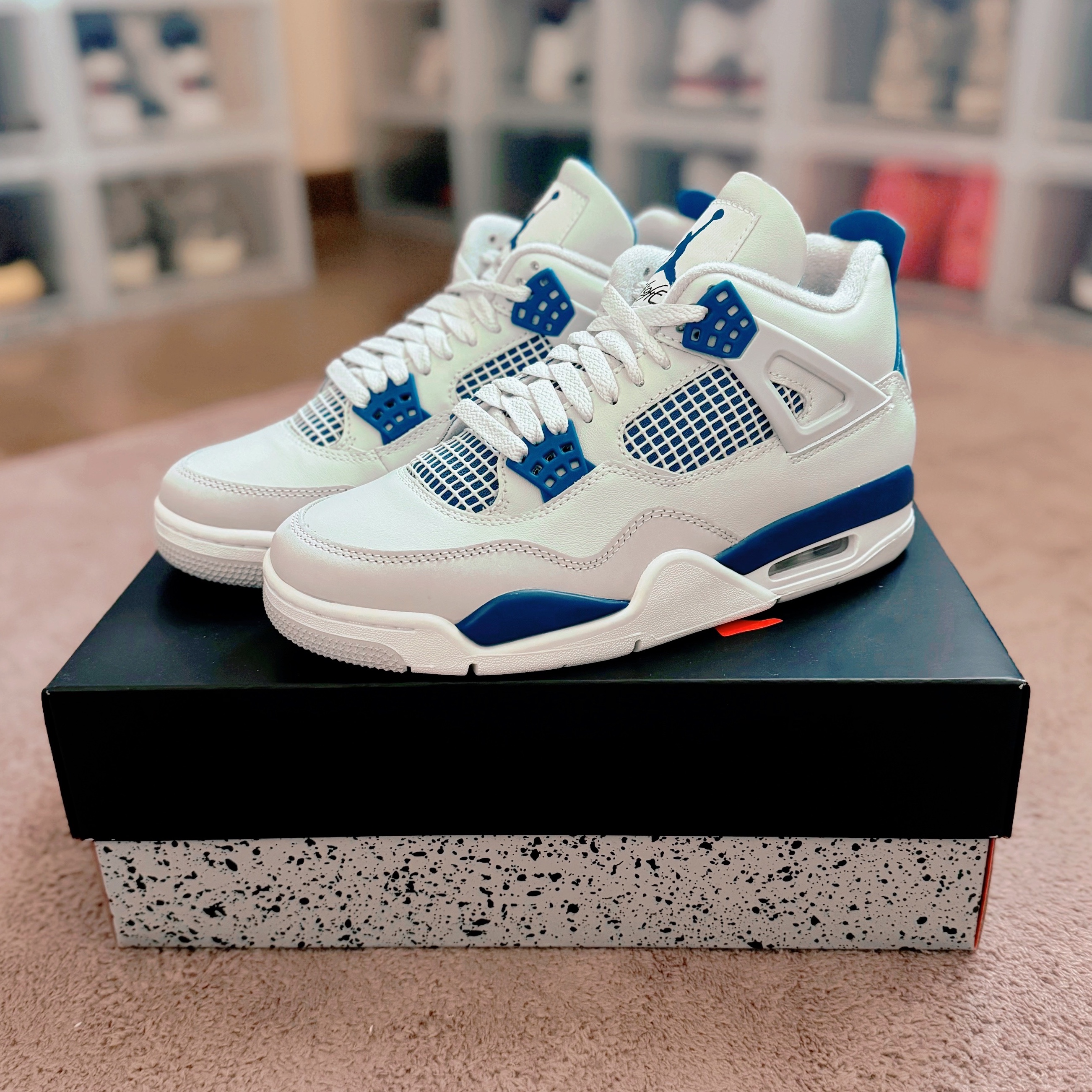 Jordan 4 Retro Industrial Blue 착용 스타일 - 1