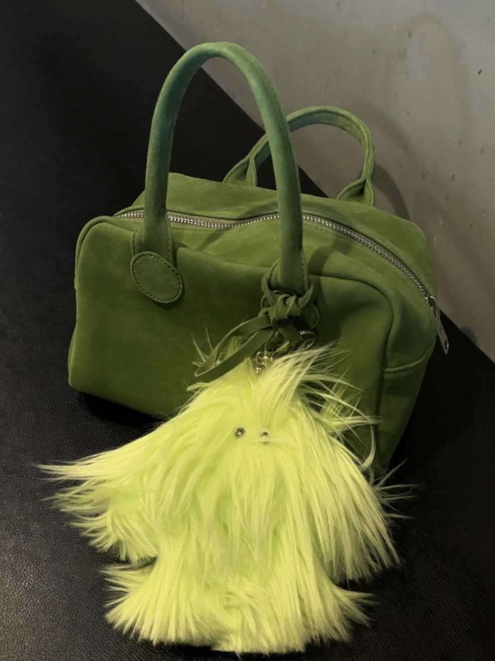 Lelbobrown Little Keyring YellowGreen Baraba, Lelbobrown Little Keyring Hot Pink Baraba 착용 스타일