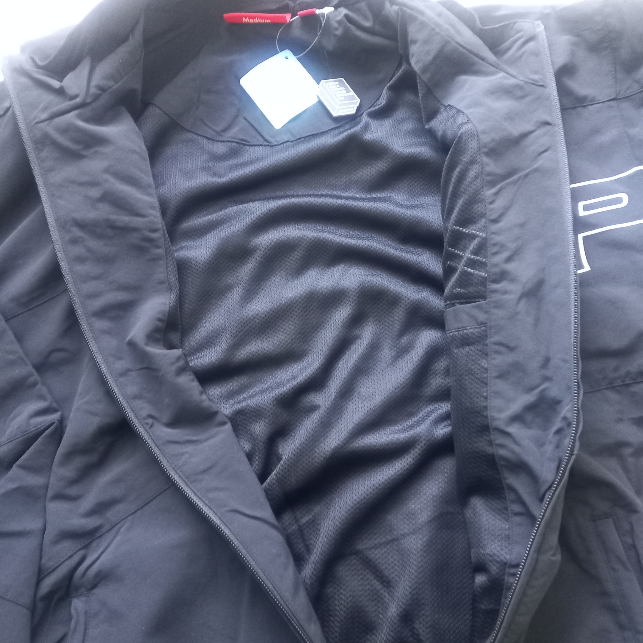 Supreme Curve Track Jacket Black - 24SS 착용 스타일 - 4
