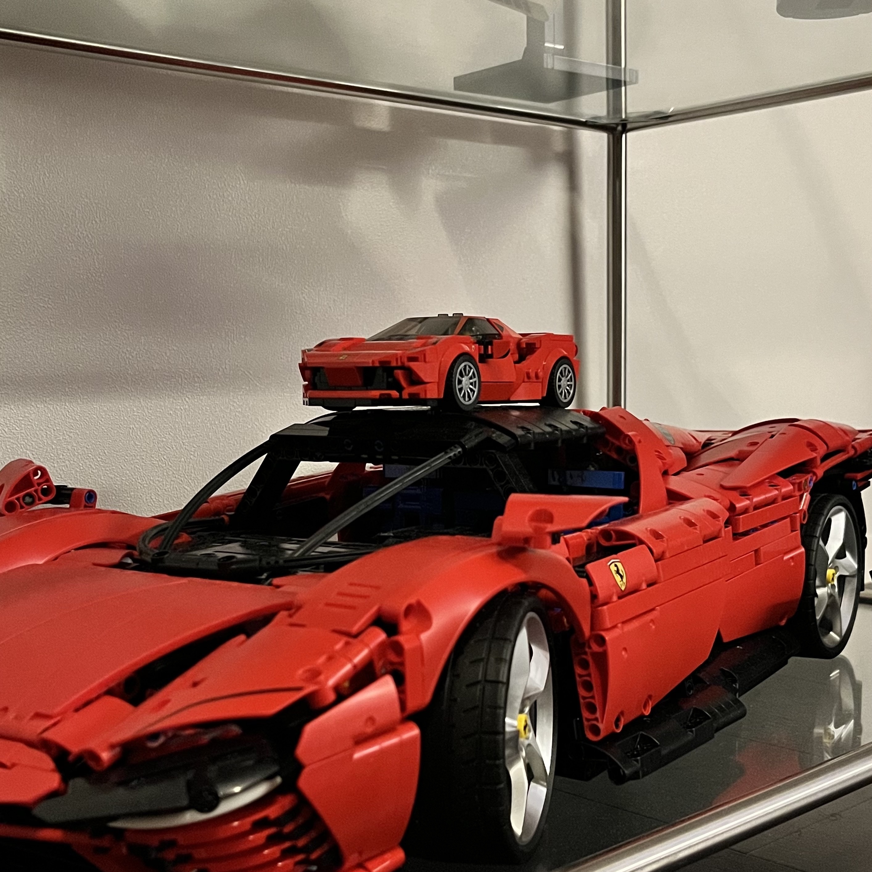 Lego Ferrari F8 Tributo, Lego Ferrari Daytona SP3 착용 스타일 - 1