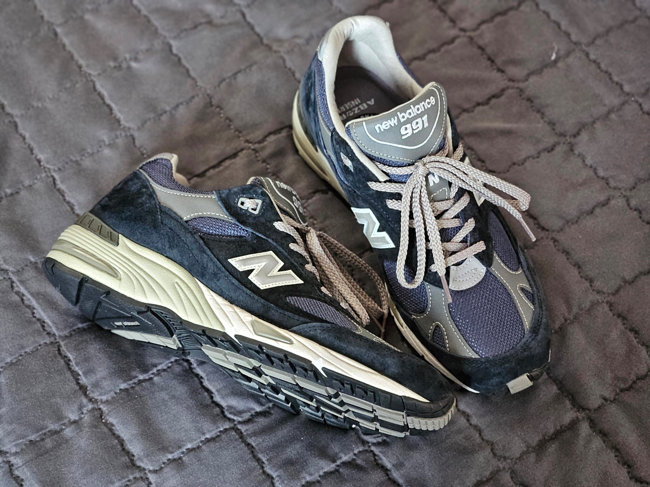 New Balance 991 Made in UK Navy 착용 스타일 - 2