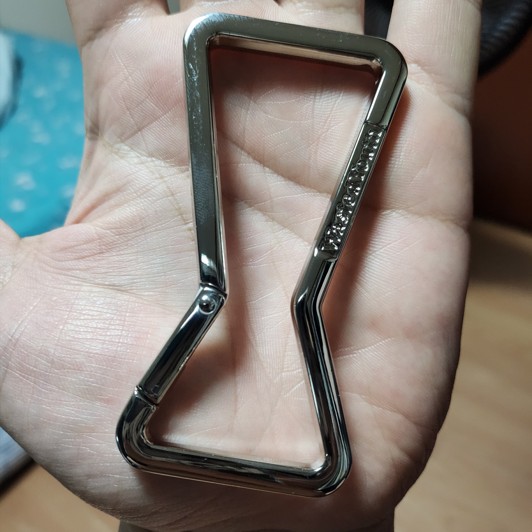Verdy Wasted Youth Ribbon Carabiner Silver, Porter Tanker Backpack Black 착용 스타일 - 3