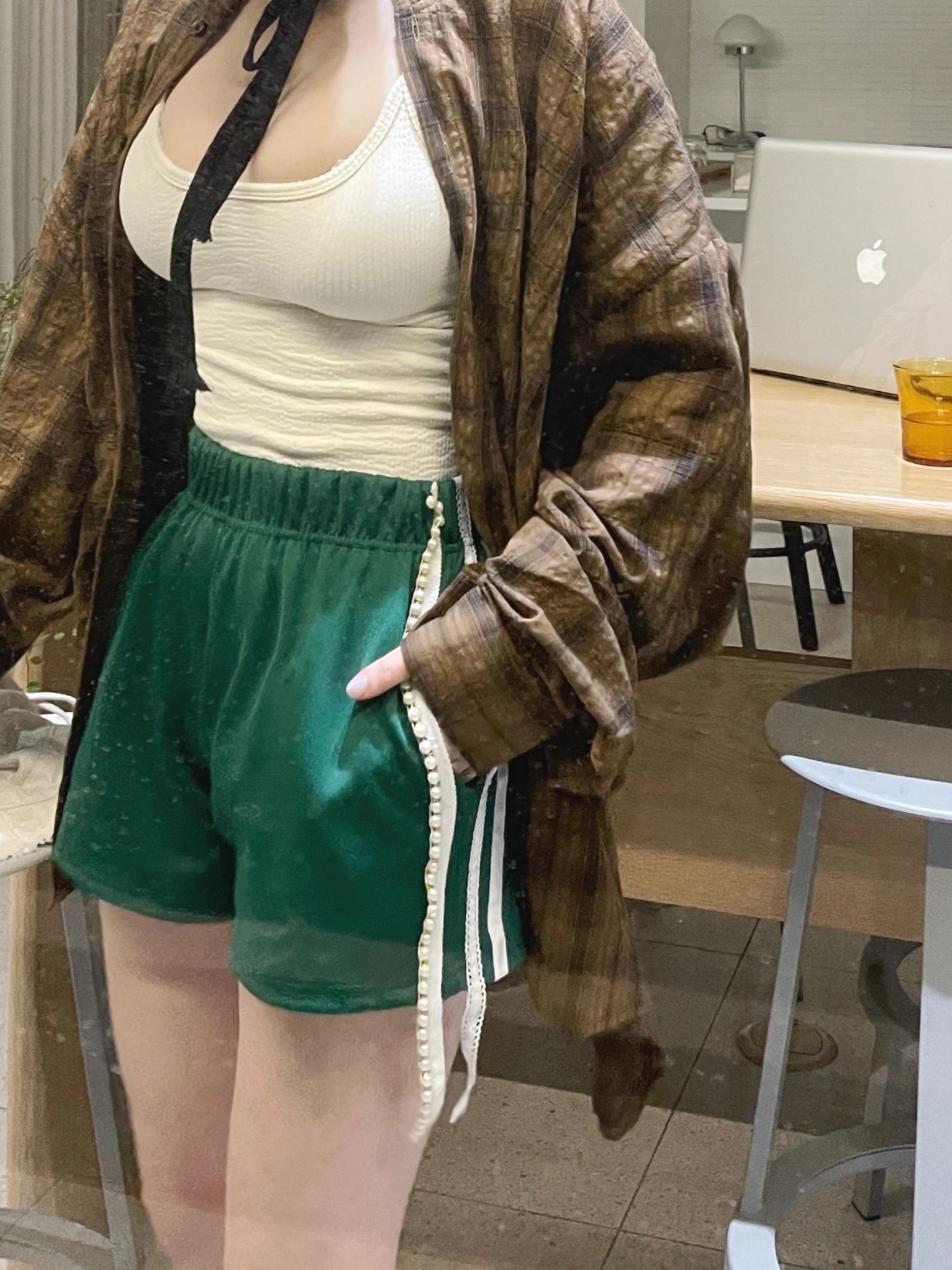 Chanel Round Eyeglasses Acetate & Black, Cosymosy I Have a Dog, Too! Keyring Type 착용 스타일 - 6