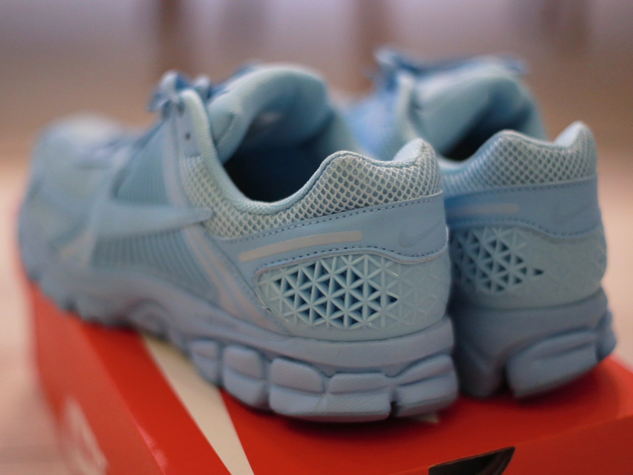 Nike Zoom Vomero 5 Lakeside 착용 스타일 - 3