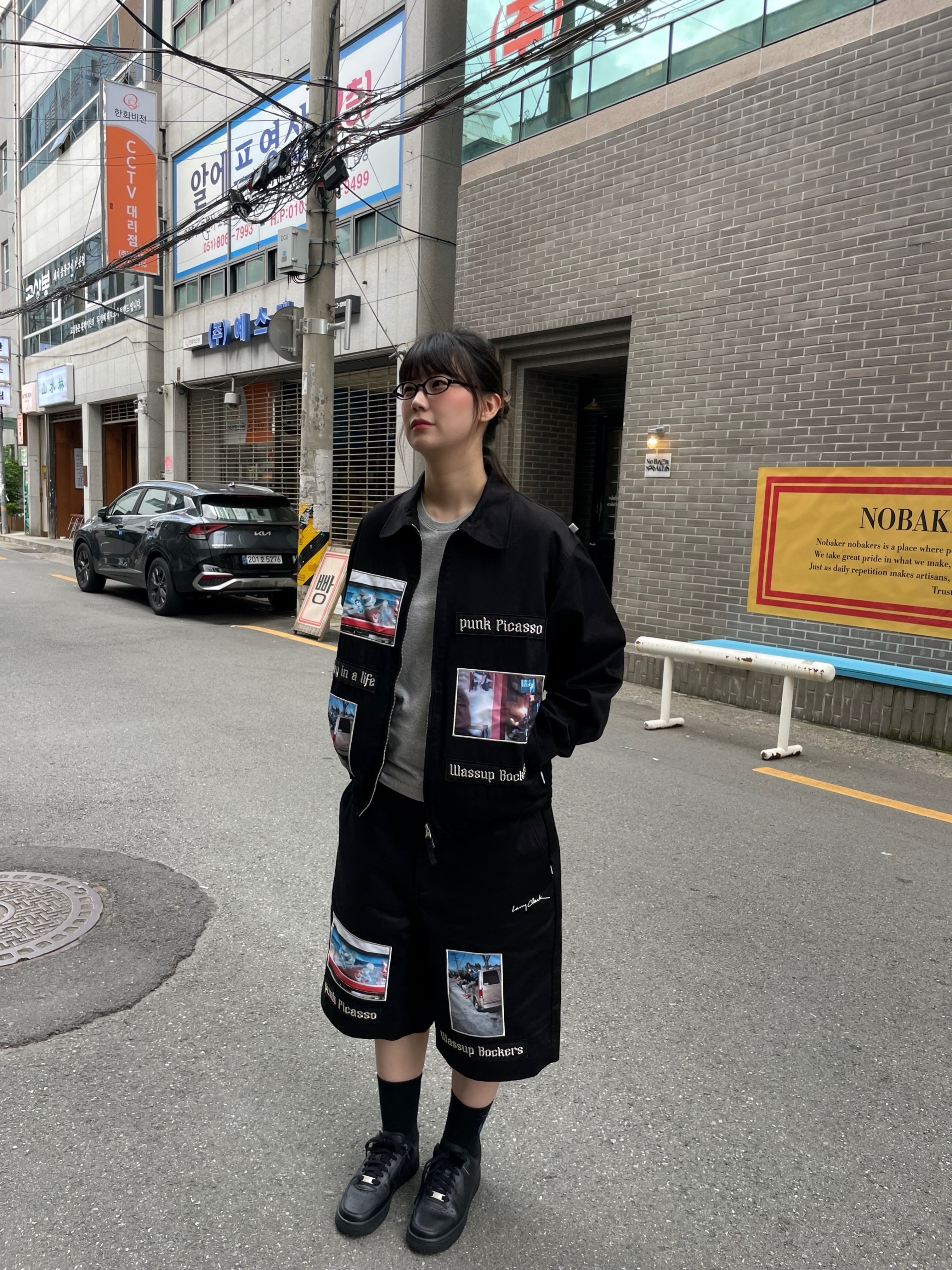 (W) Nike Air Force 1 '07 Low Triple Black 착용 스타일