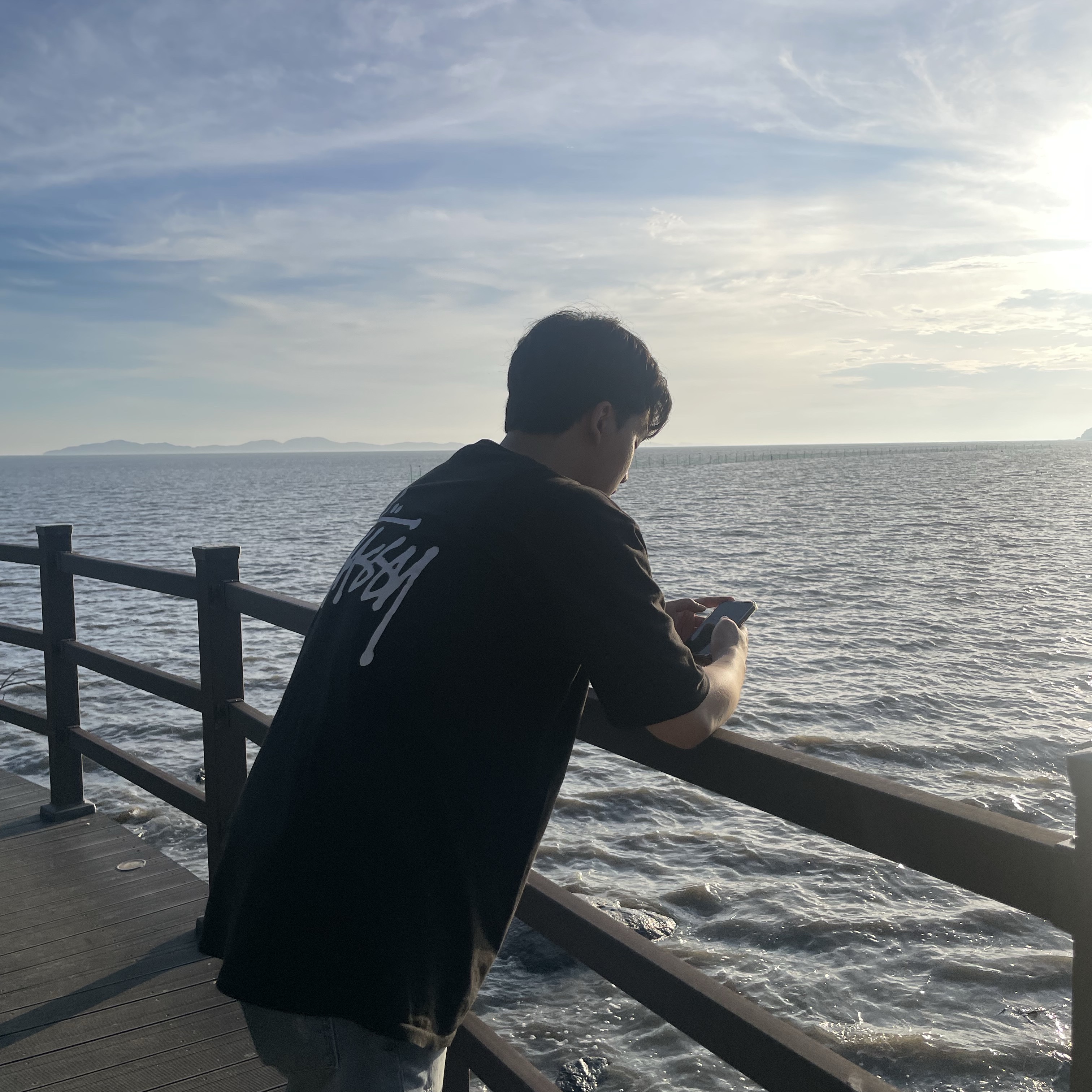 Stussy Basic Stussy Pigment Dyed T-Shirt Black 2022 착용 스타일 - 2
