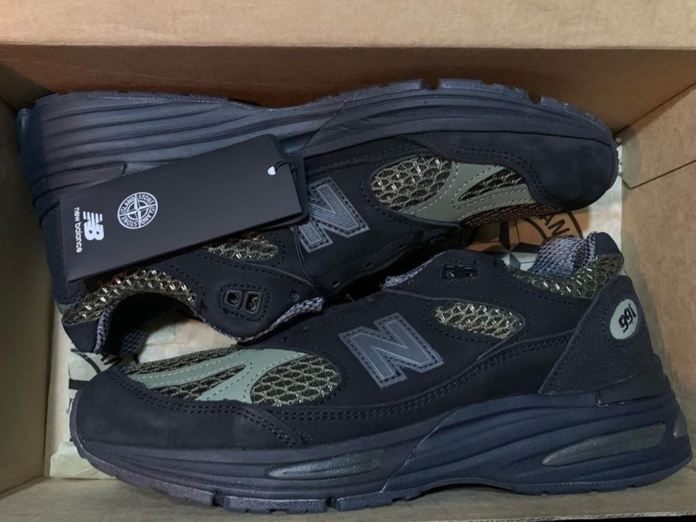 New Balance x Stone Island 991v2 Made in UK Black Olive Night 착용 스타일