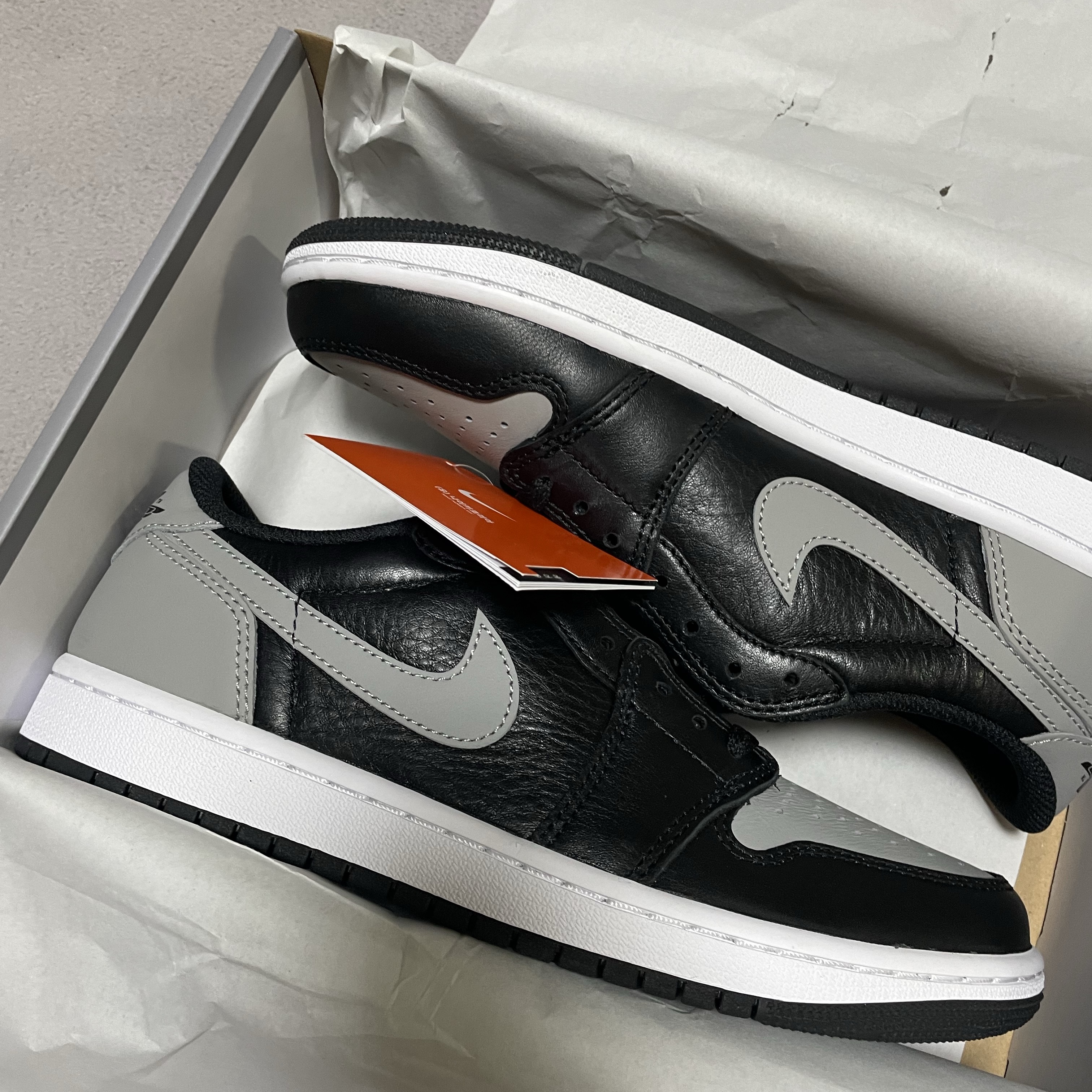 Jordan 1 Retro Low OG Shadow 착용 스타일