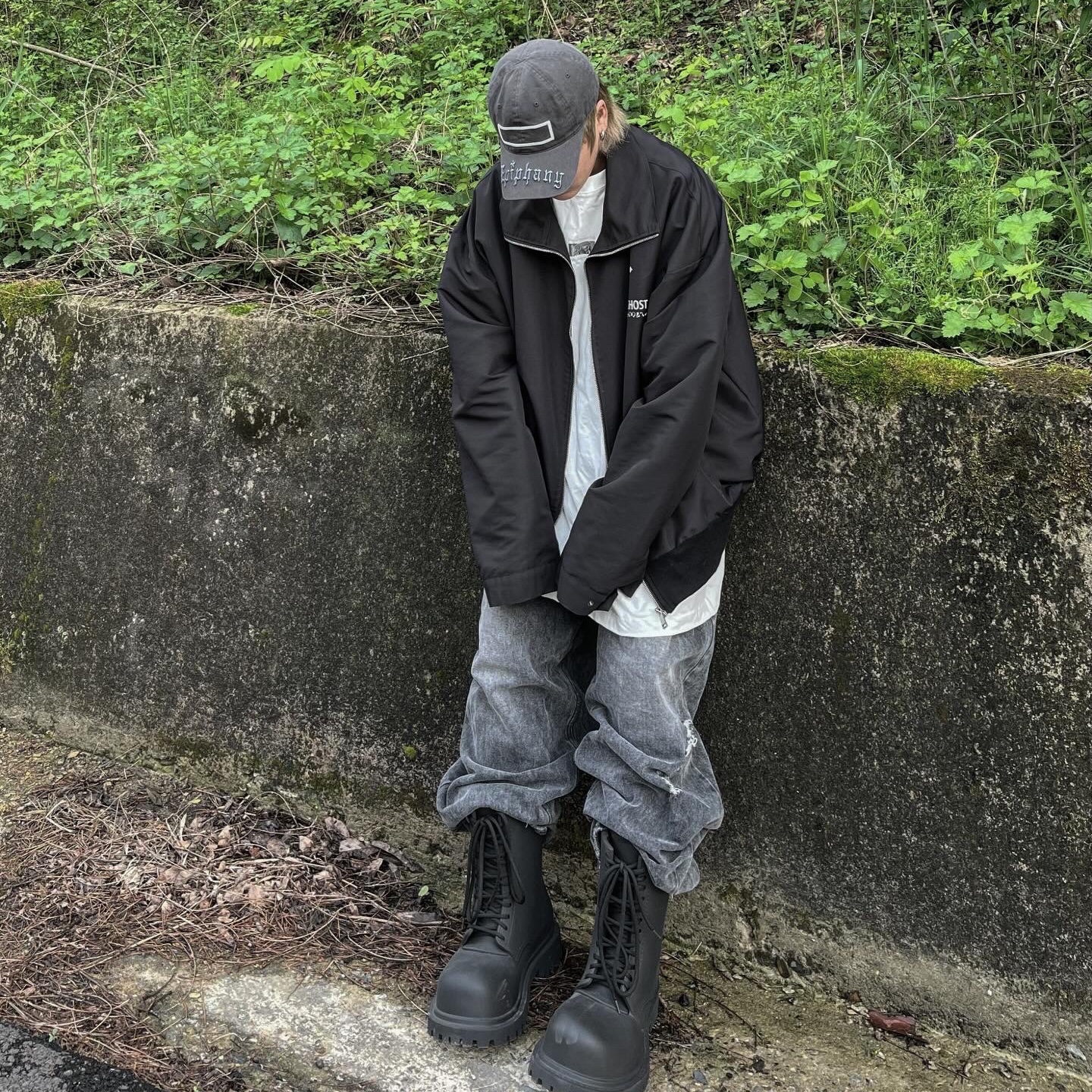 Balenciaga XL Army Boots Full Eva Black, Balenciaga Trooper Rubber Boot Black 착용 스타일 - 4