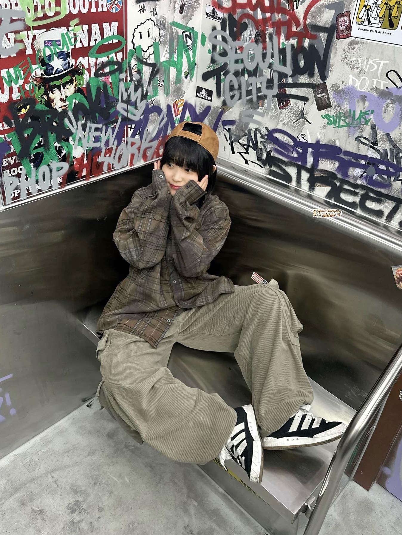 Adidas Adimatic Core Black 착용 스타일 - 4