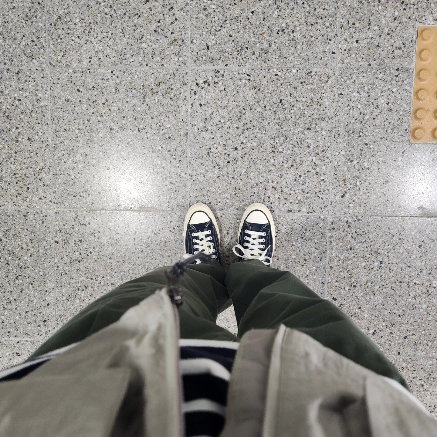 Converse Chuck 70 Ox Black - Standard 착용 스타일 - 2