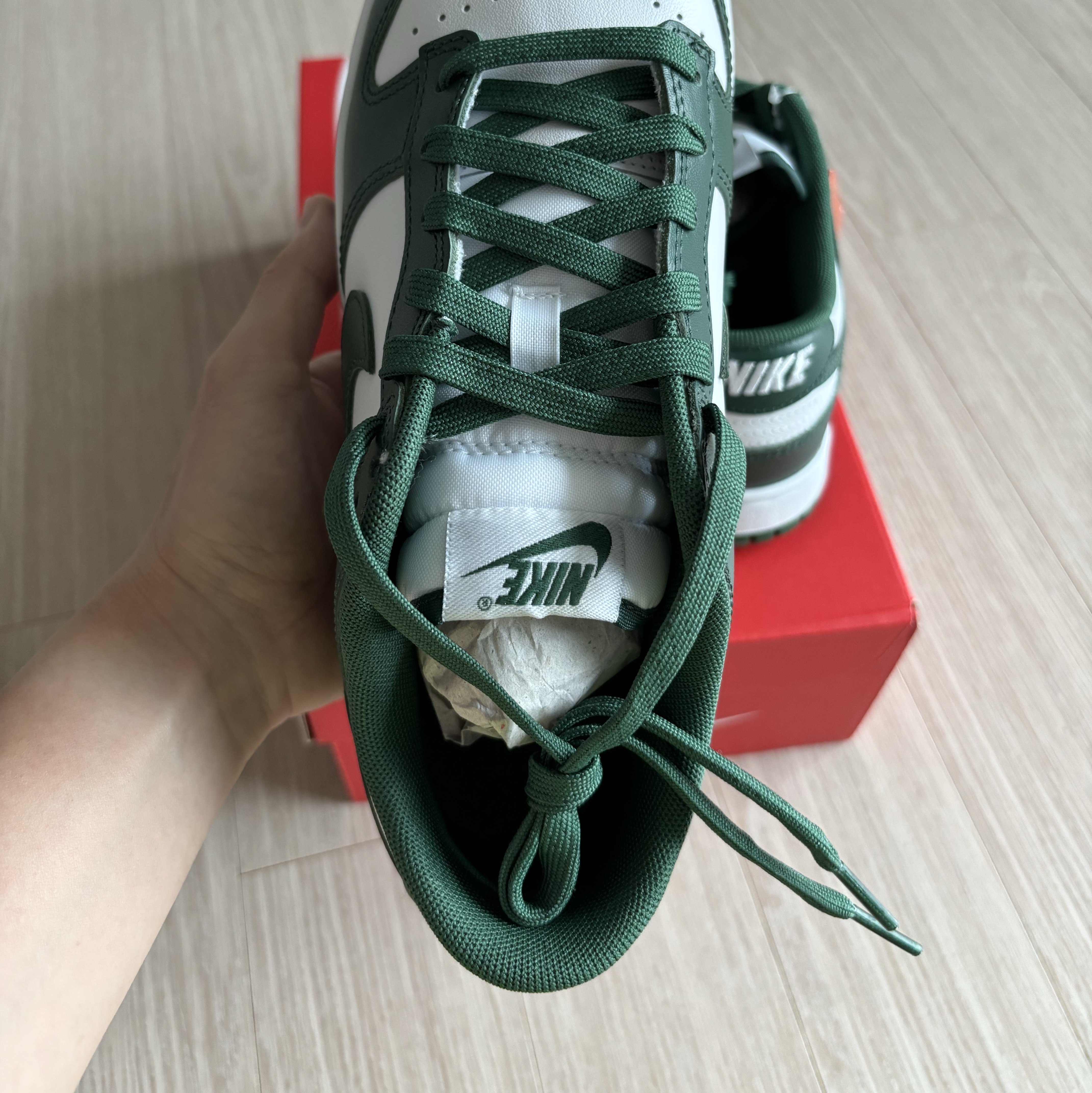 Nike Dunk Low Retro Varsity Green, Supreme Washed Chino Twill Camp Cap Pine Green - 23FW 착용 스타일 - 7