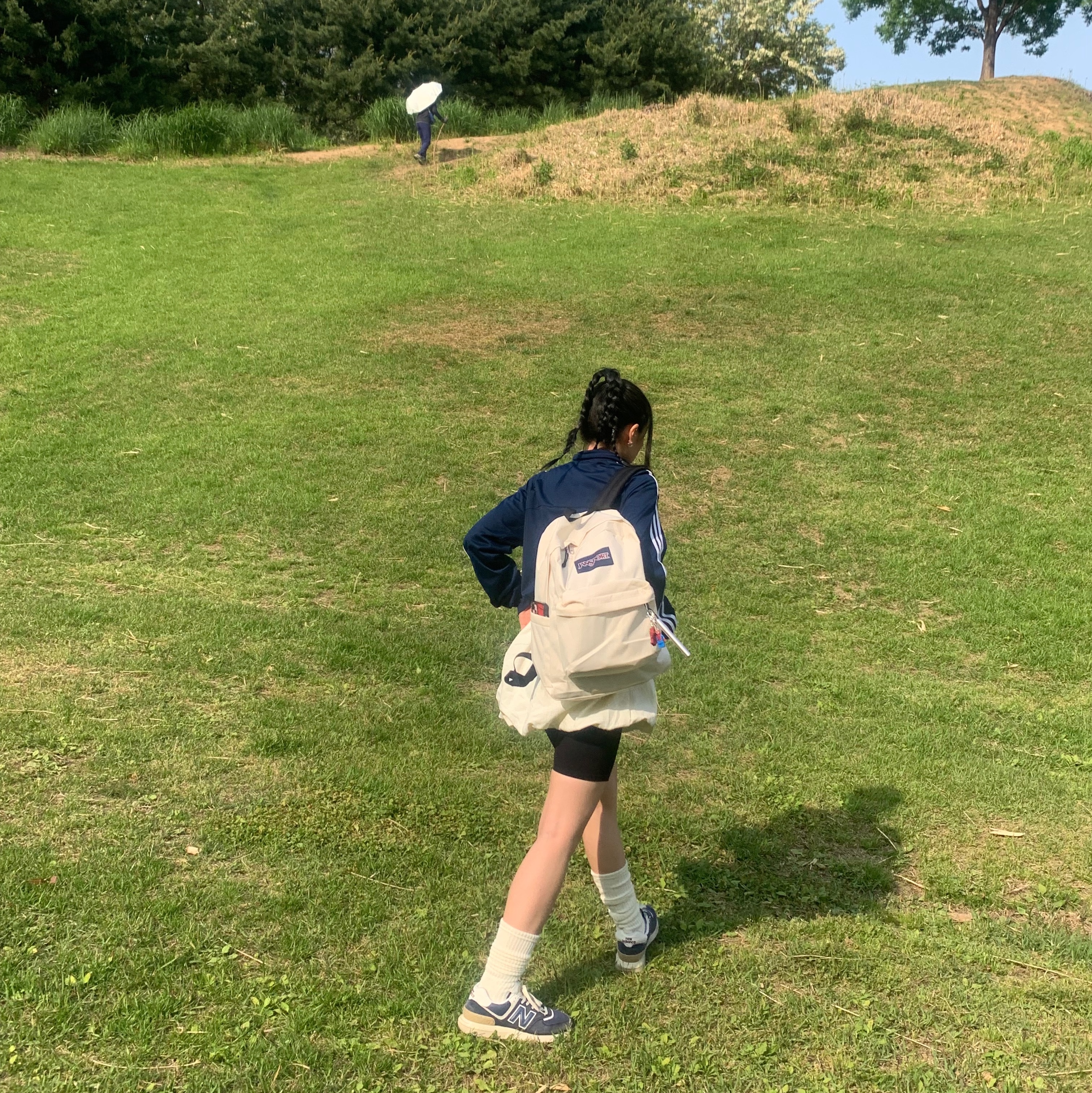Jansport Right Pack Backpack Soft Tan, Jansport Half Pint Mini Backpack Coconut 착용 스타일 - 4