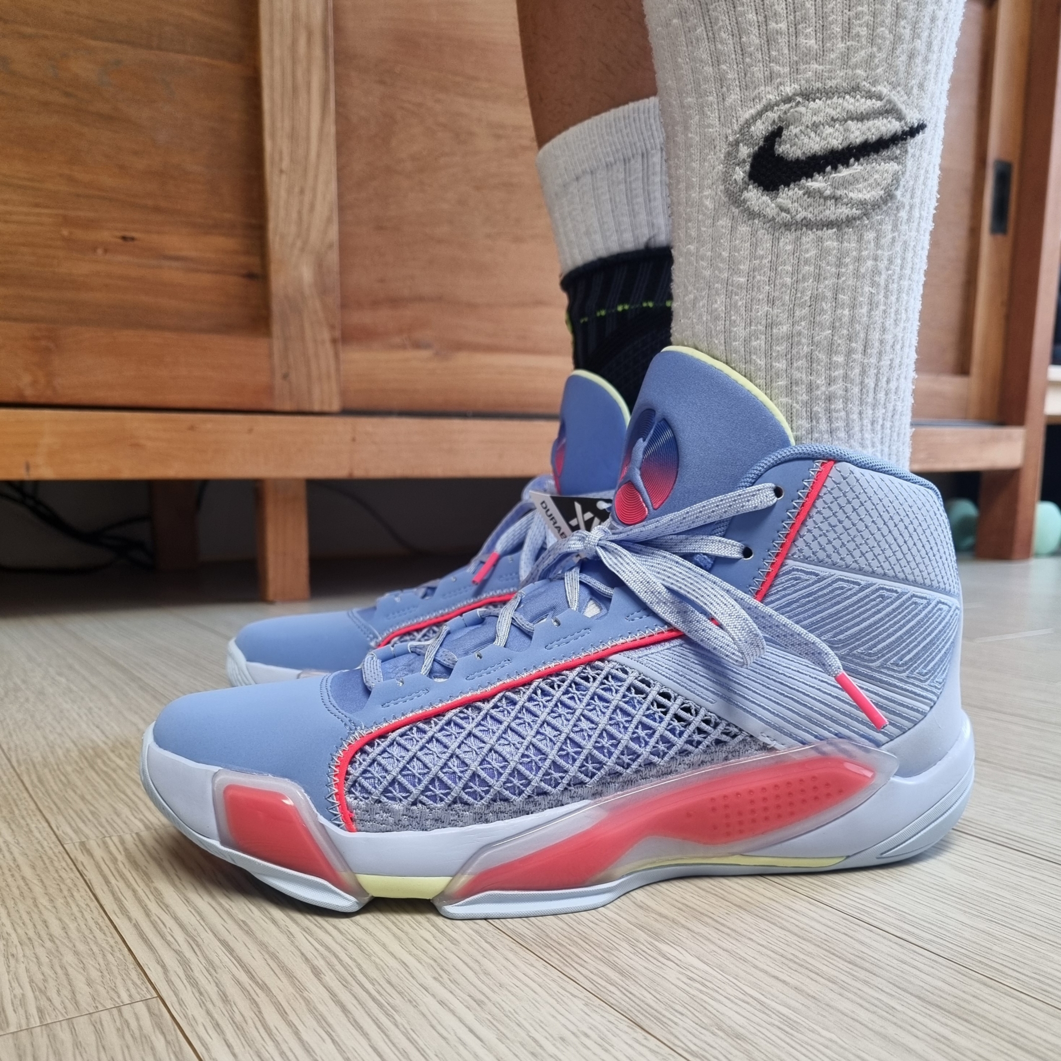 Jordan XXXVIII PF Light Marine Astronomy Blue 착용 스타일