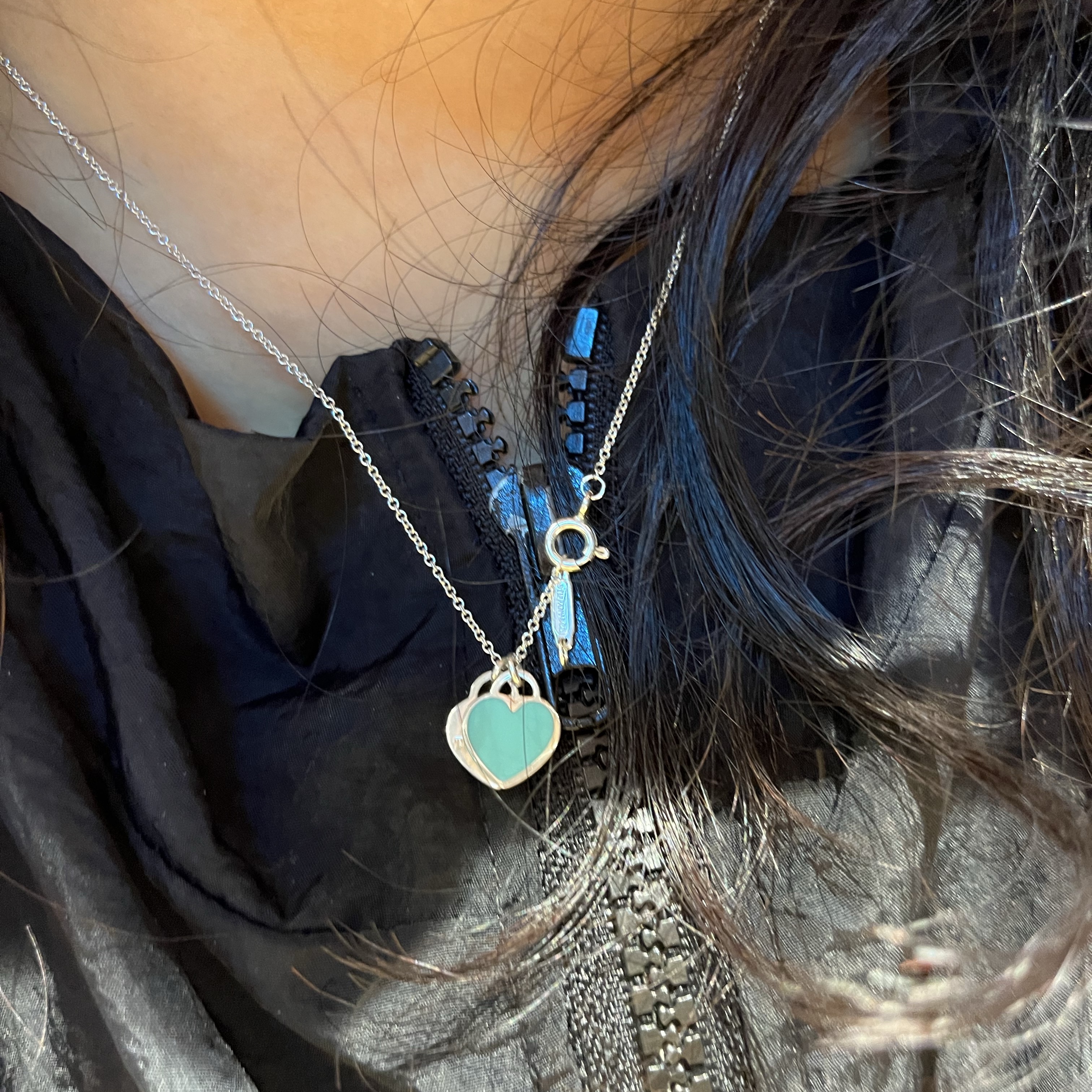 Tiffany & Co. Return To Tiffany Blue Double Heart Tag Pendant Mini Silver 착용 스타일