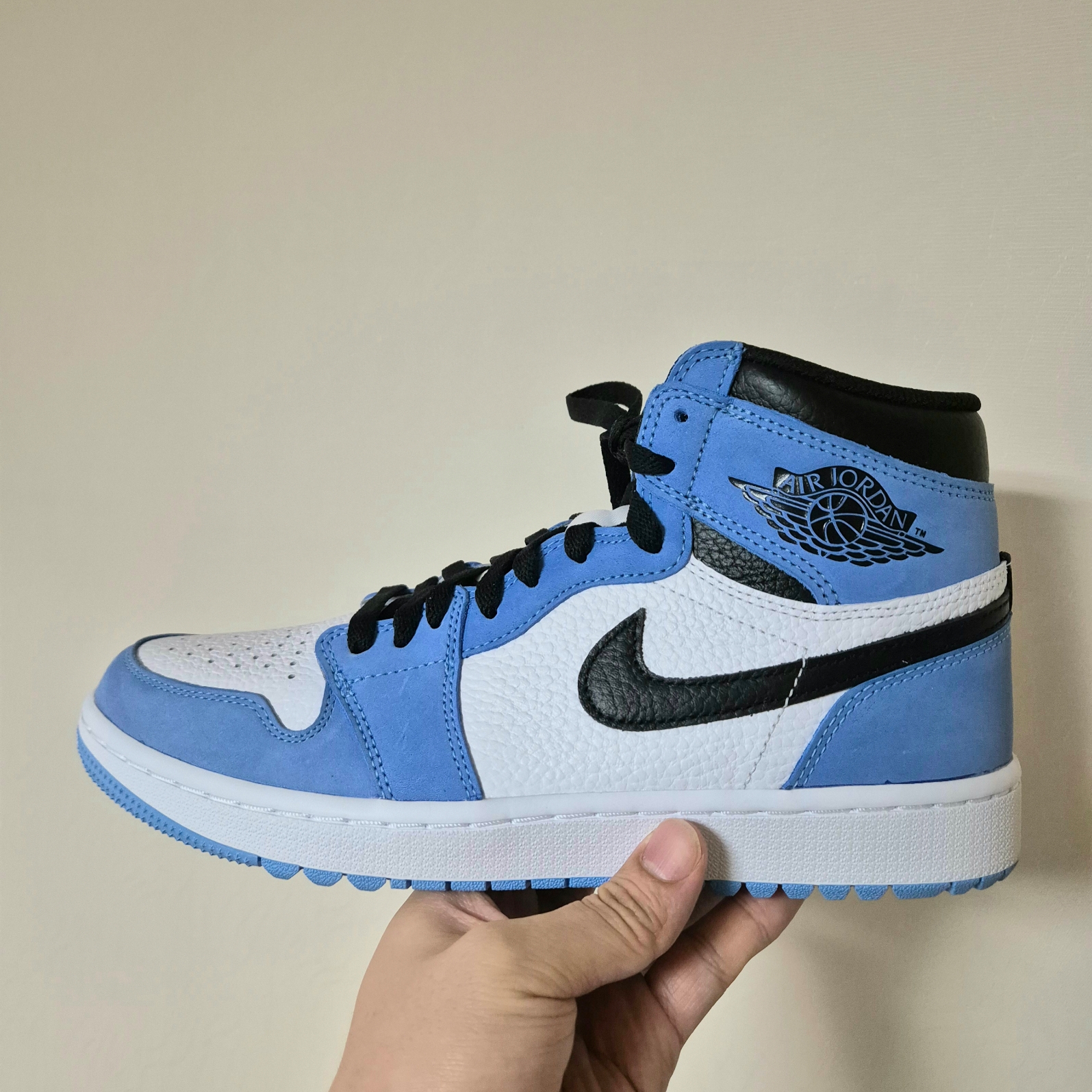Jordan 1 High Golf University Blue 착용 스타일 - 1