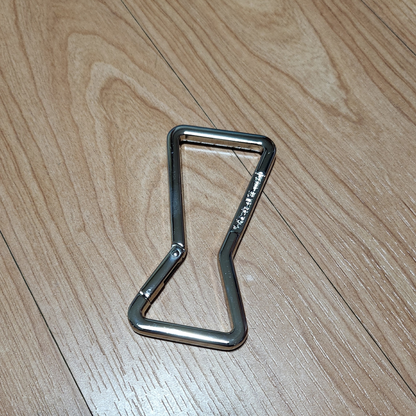 Verdy Wasted Youth Ribbon Carabiner Silver, Porter Tanker Backpack Black 착용 스타일 - 2