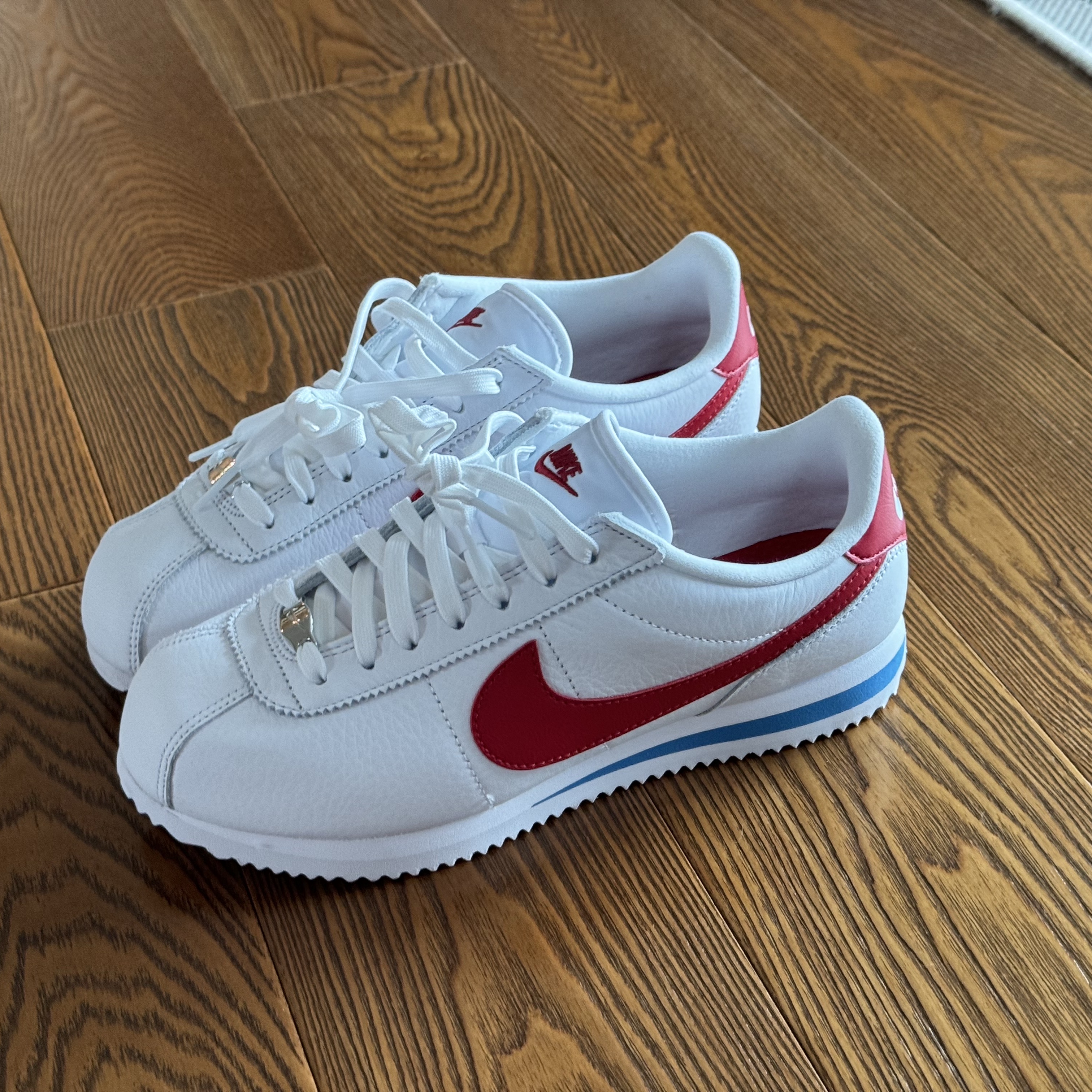 Nike Cortez Varsity Red White & Blue 착용 스타일