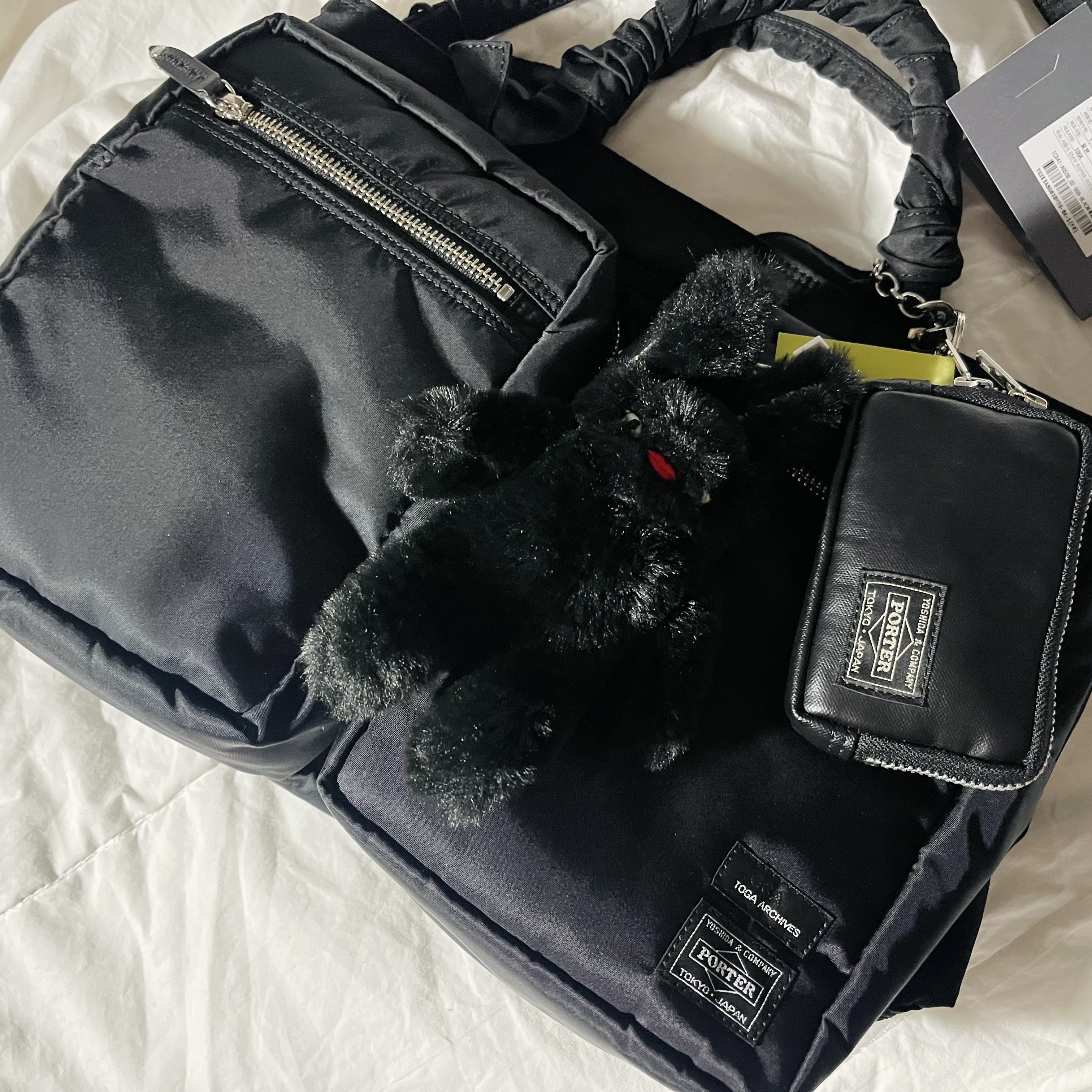 Porter x Toga Tote Bag Black, Porter Freestyle Multi Coin Case Black 착용 스타일