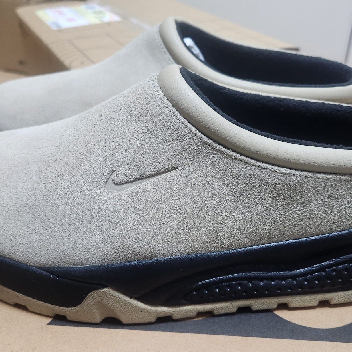 Nike ACG Rufus Limestone and Black 착용 스타일 - 2