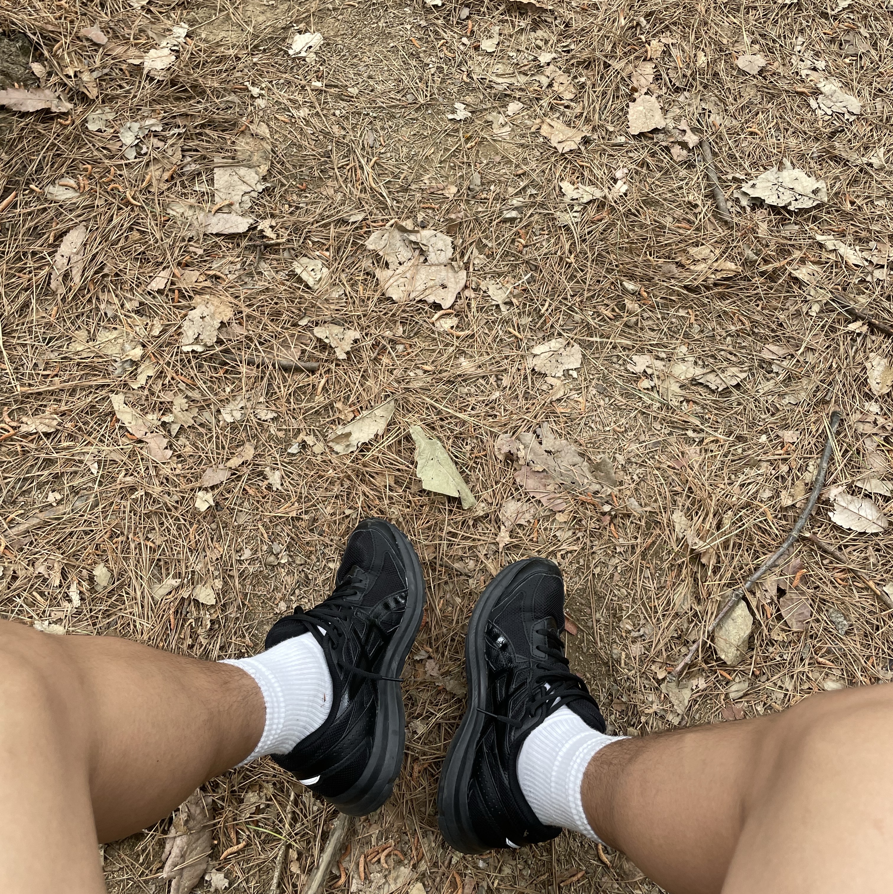 Asics Jog 100 S Black - 2E Wide 착용 스타일 - 1