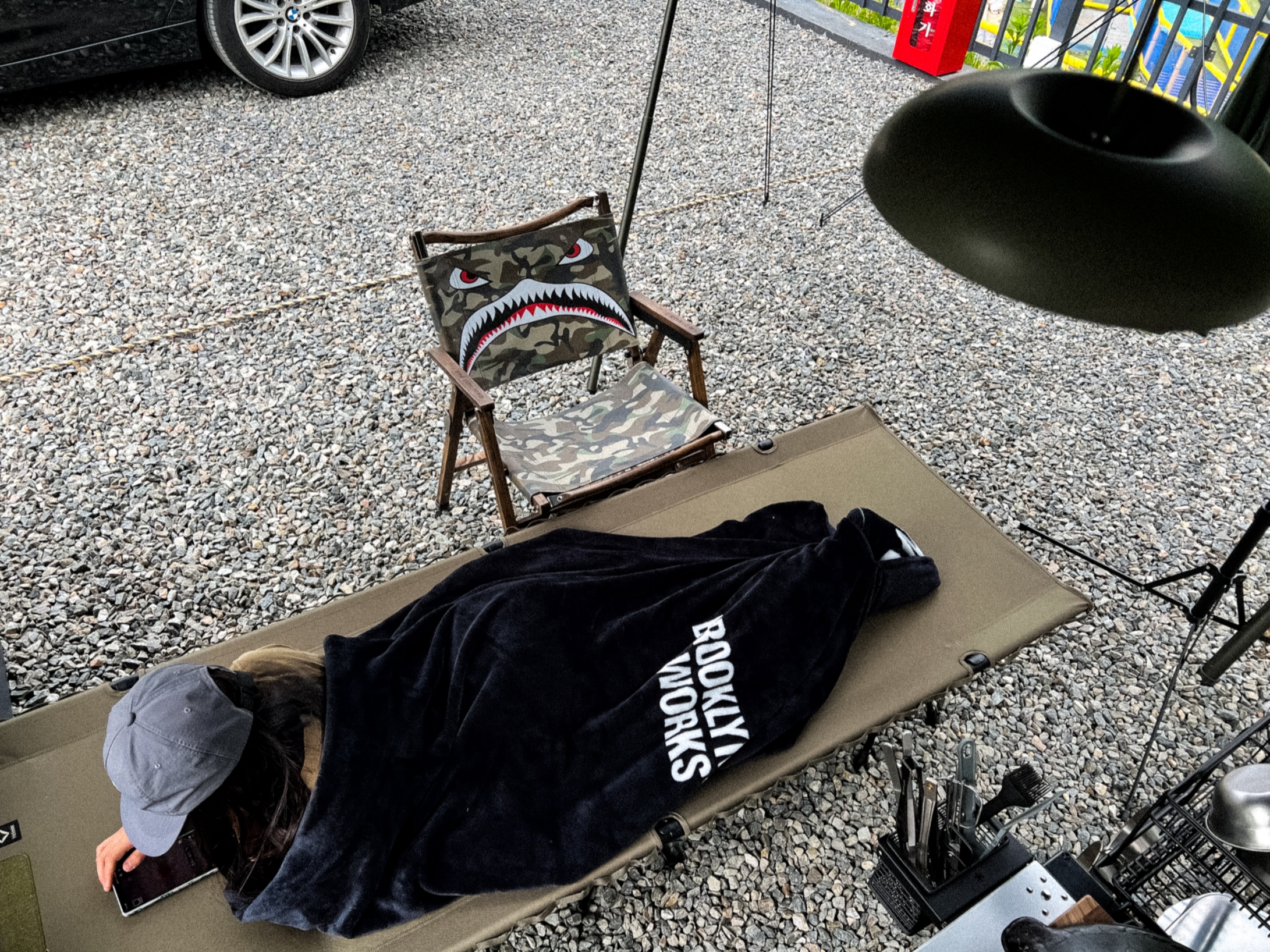 Helinox x Neighborhood x Claymore Medal Gray, Snow Peak IGT Three Unit Frame 착용 스타일