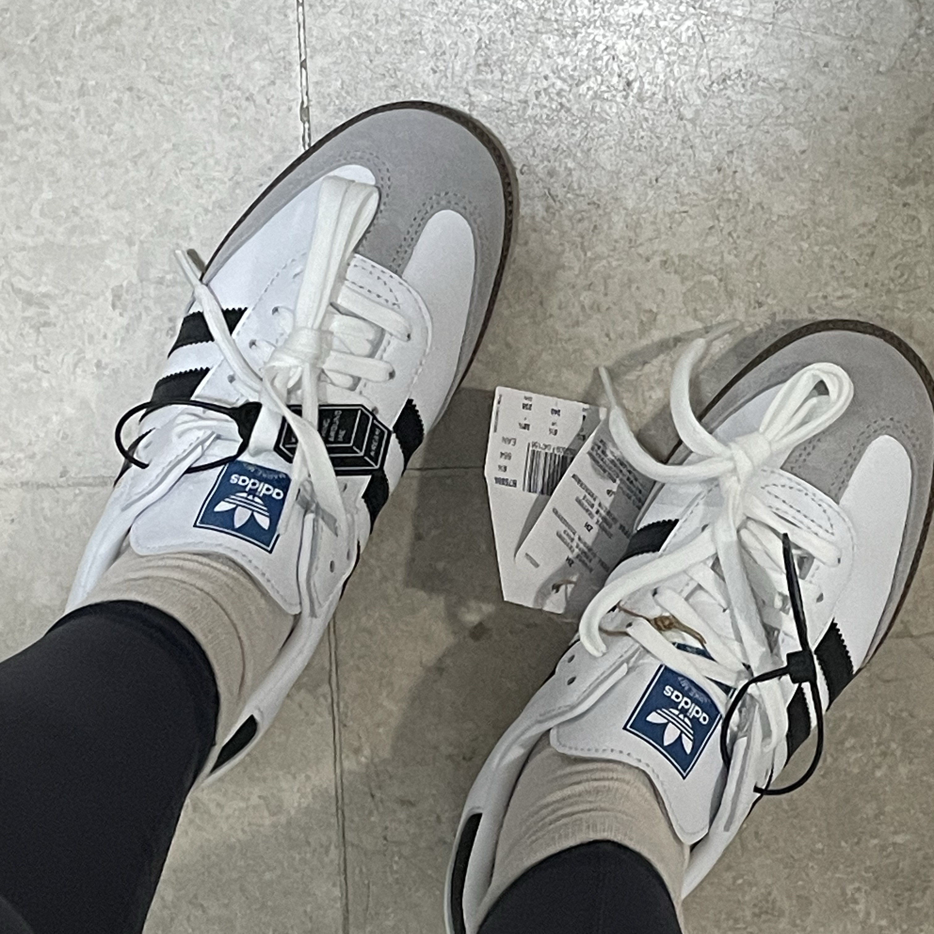 Adidas Samba OG Cloud White 착용 스타일