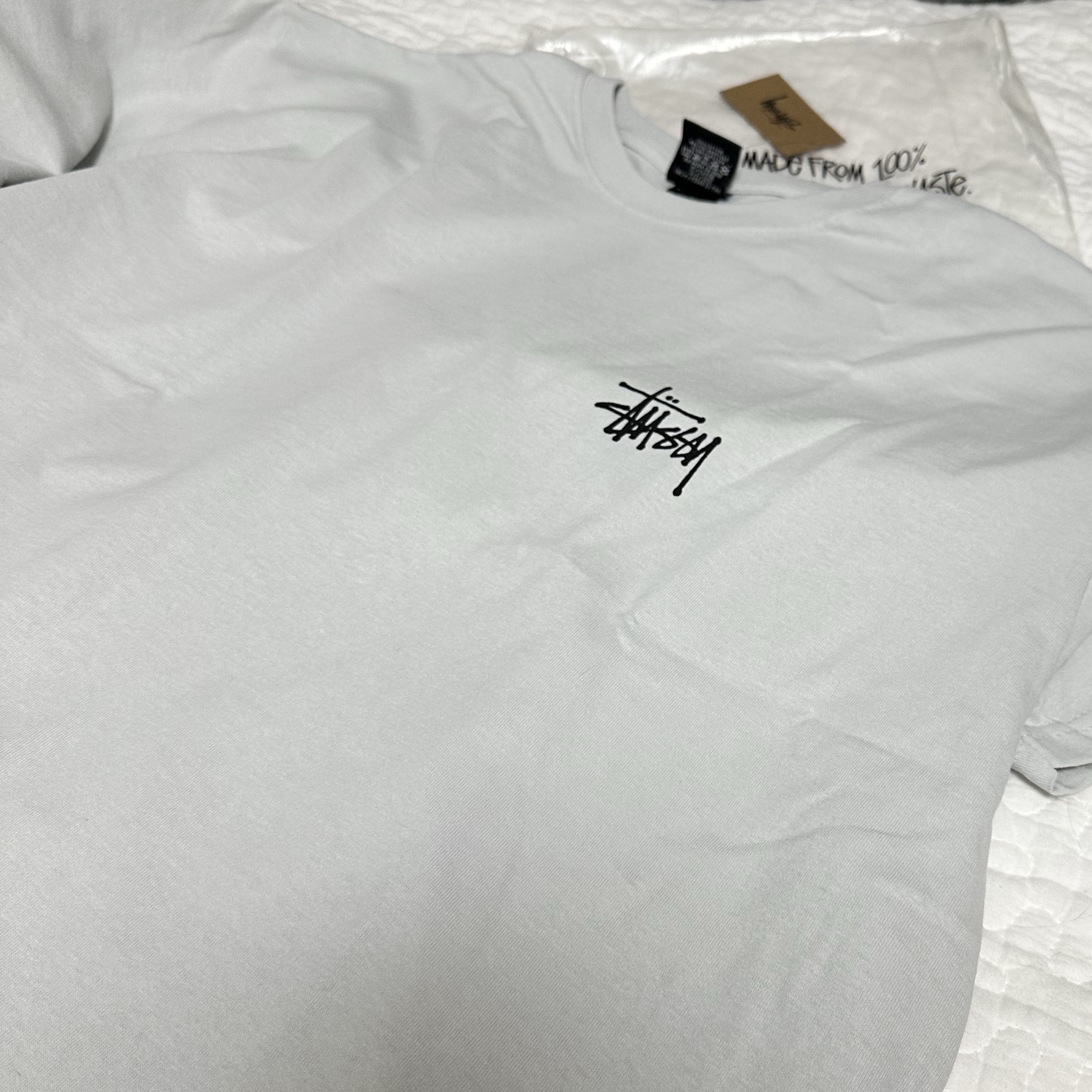 Stussy Sunset T-Shirt Fog 착용 스타일