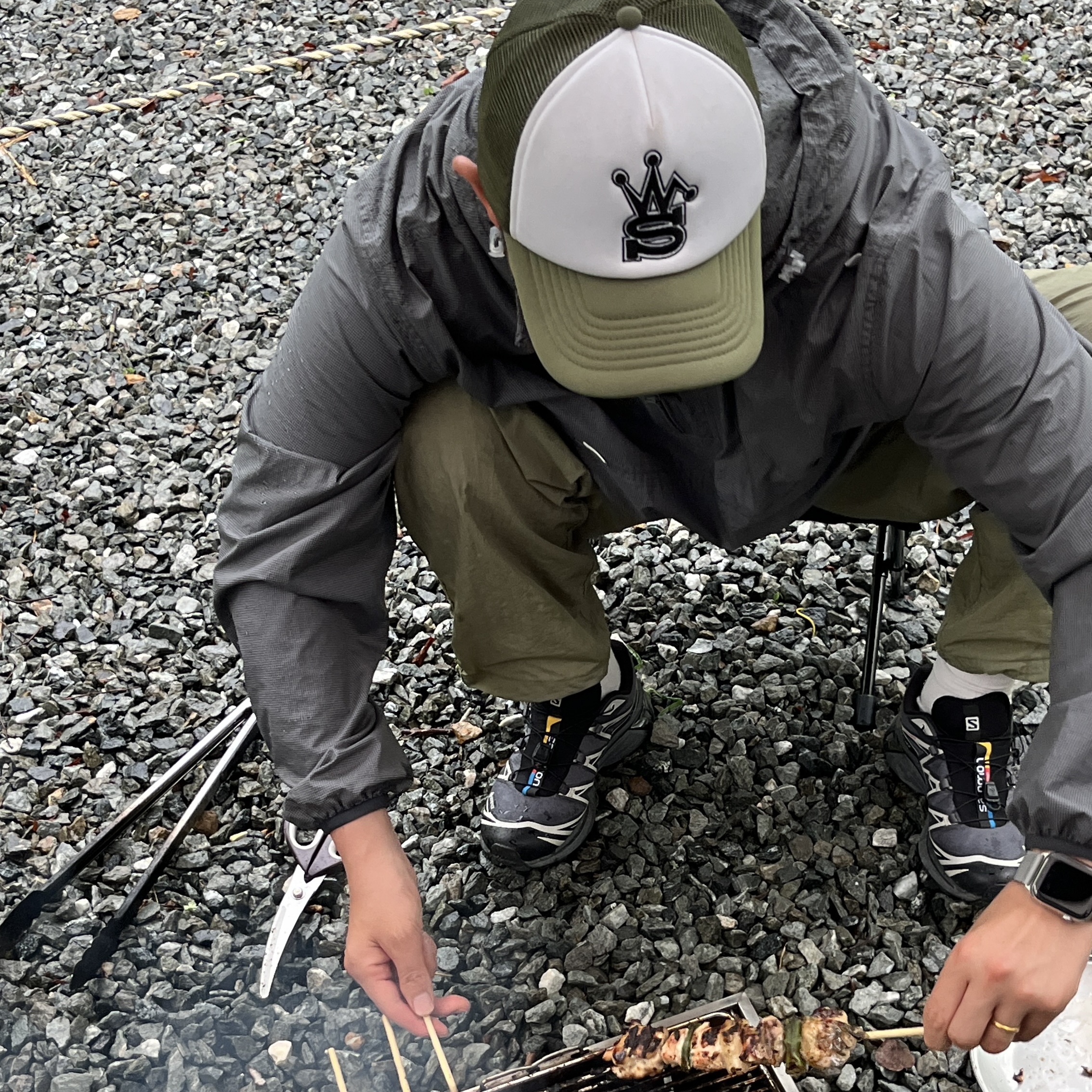 Stussy x Our Legacy Work Shop Trucker Cap Olive, Salomon XT-6 Gore-Tex Black Ebony 착용 스타일