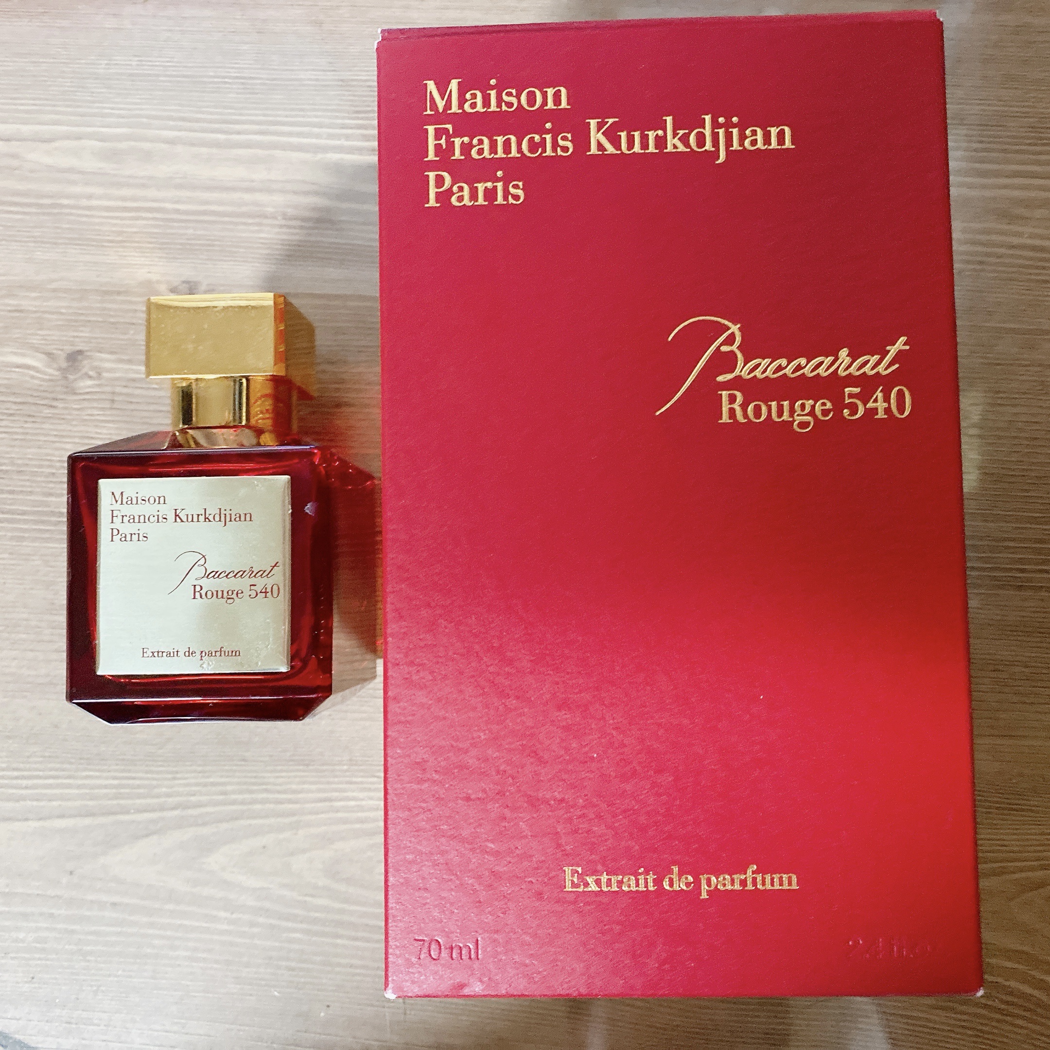Maison Francis Kurkdjian Baccarat Rouge 540 Extrait De Parfum 70ml 착용 스타일