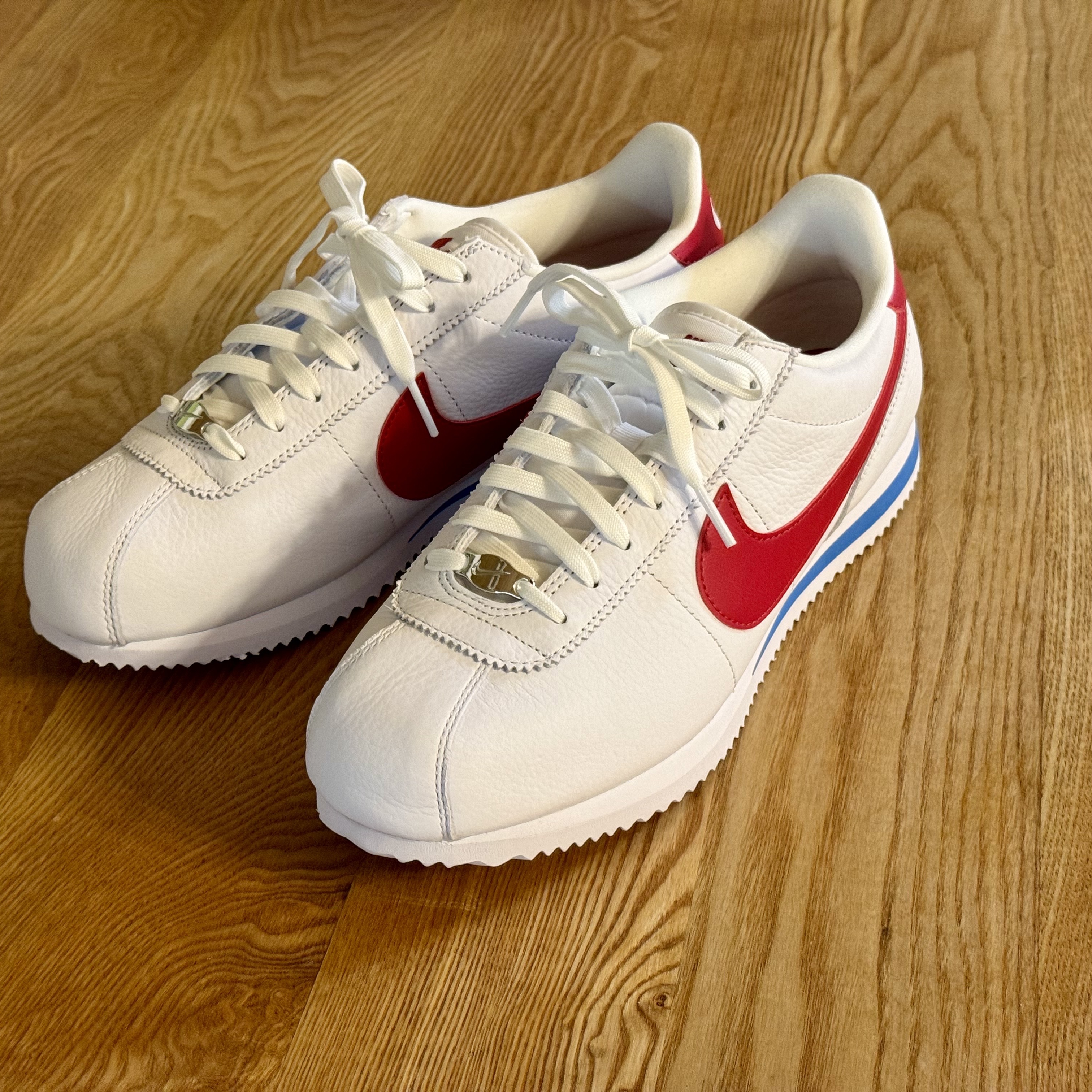 Nike Cortez Varsity Red White & Blue 착용 스타일
