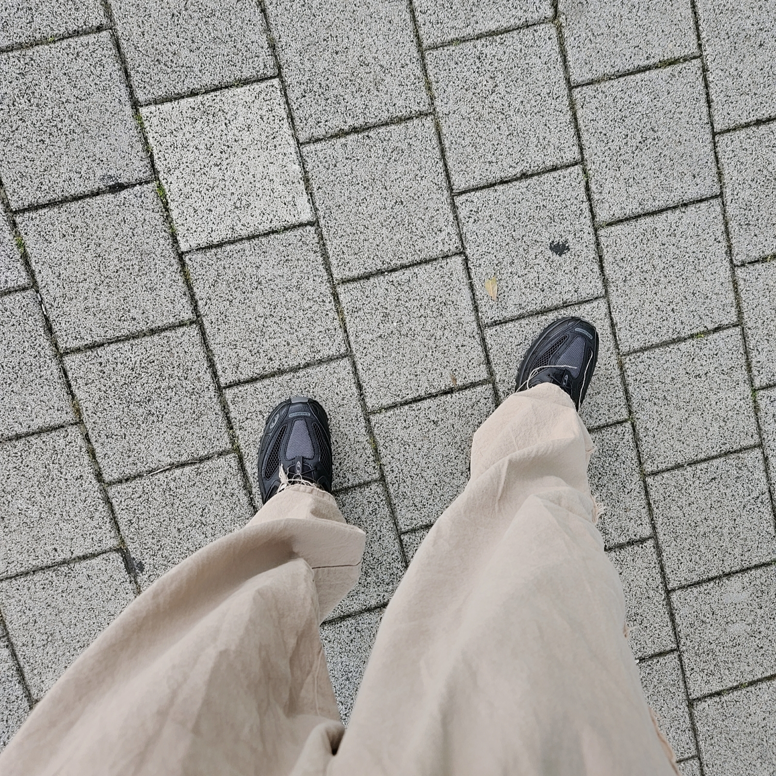 Salomon ACS Pro Black 착용 스타일 - 1