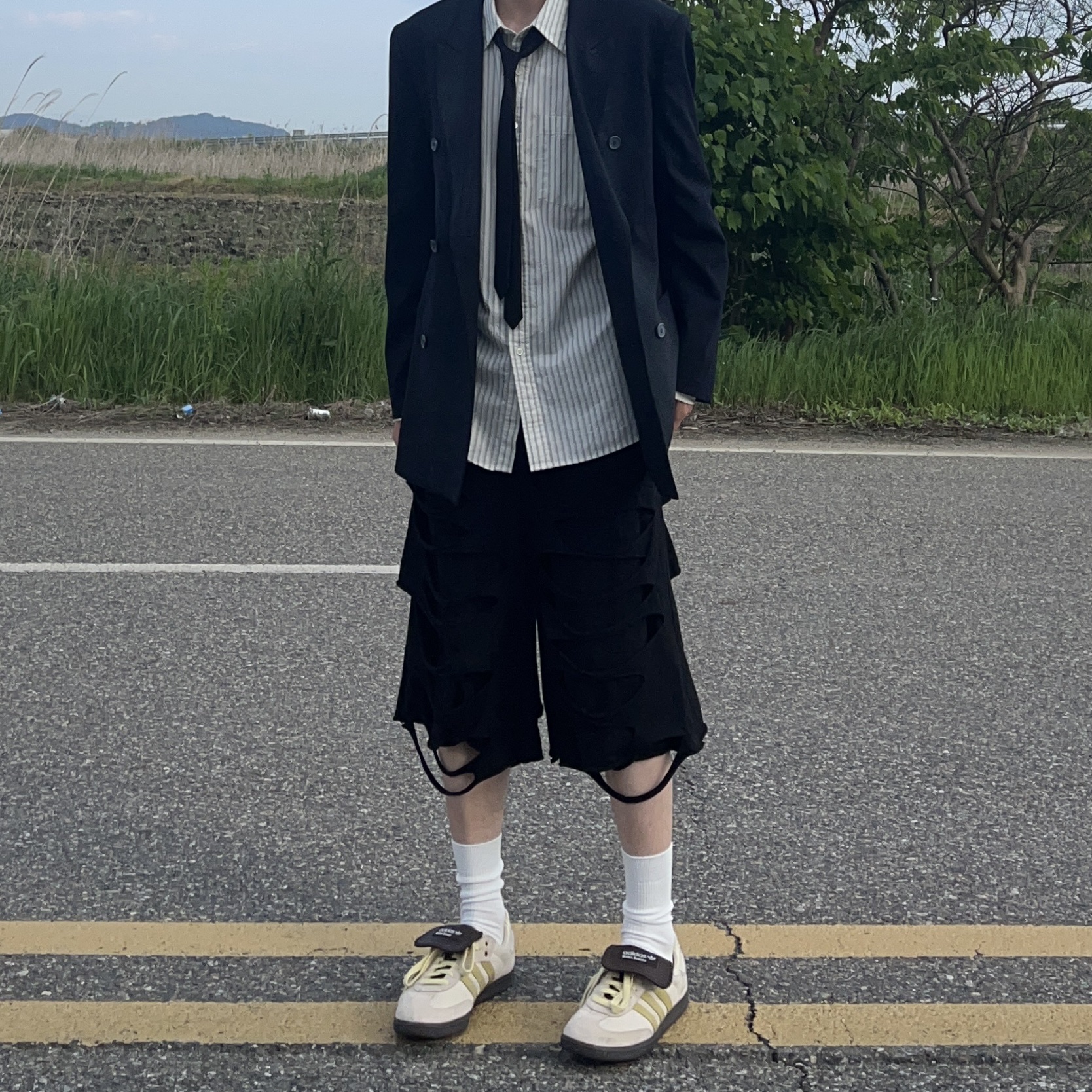 Adidas x Wales Bonner Samba Brown Ecru Tint 착용 스타일 - 2